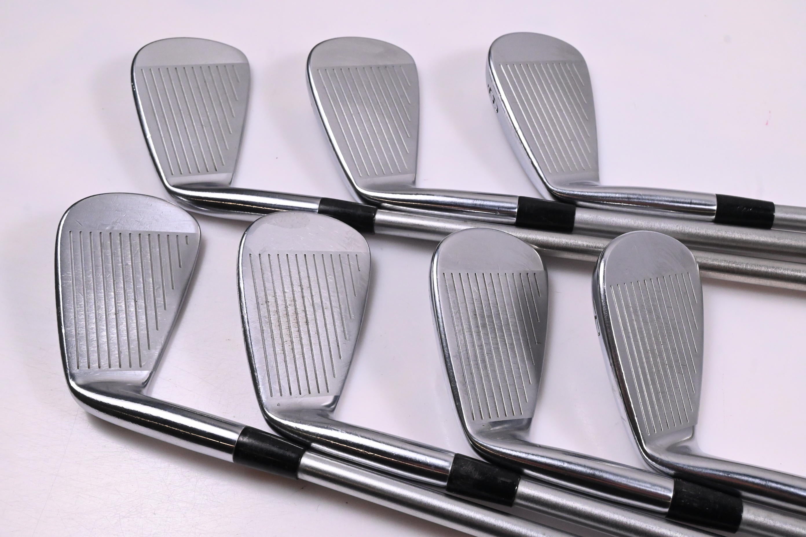 Mizuno Pro 221 Irons / 4-PW / X-Flex KBS Tour C-Taper 130 Shafts