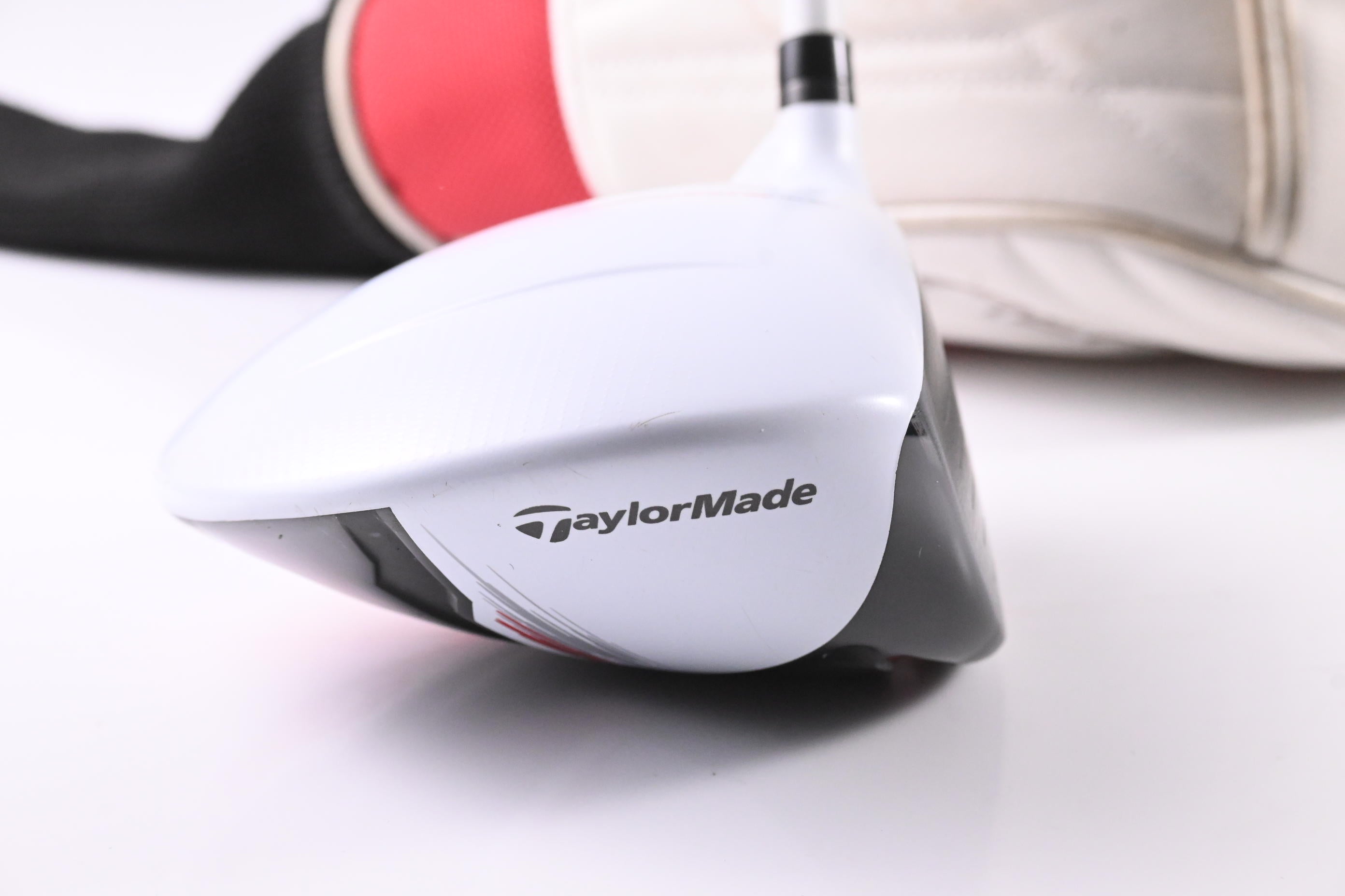 Taylormade Aeroburner Driver / 12 Degree / Regular Flex Matrix Speed Rul-Z 50