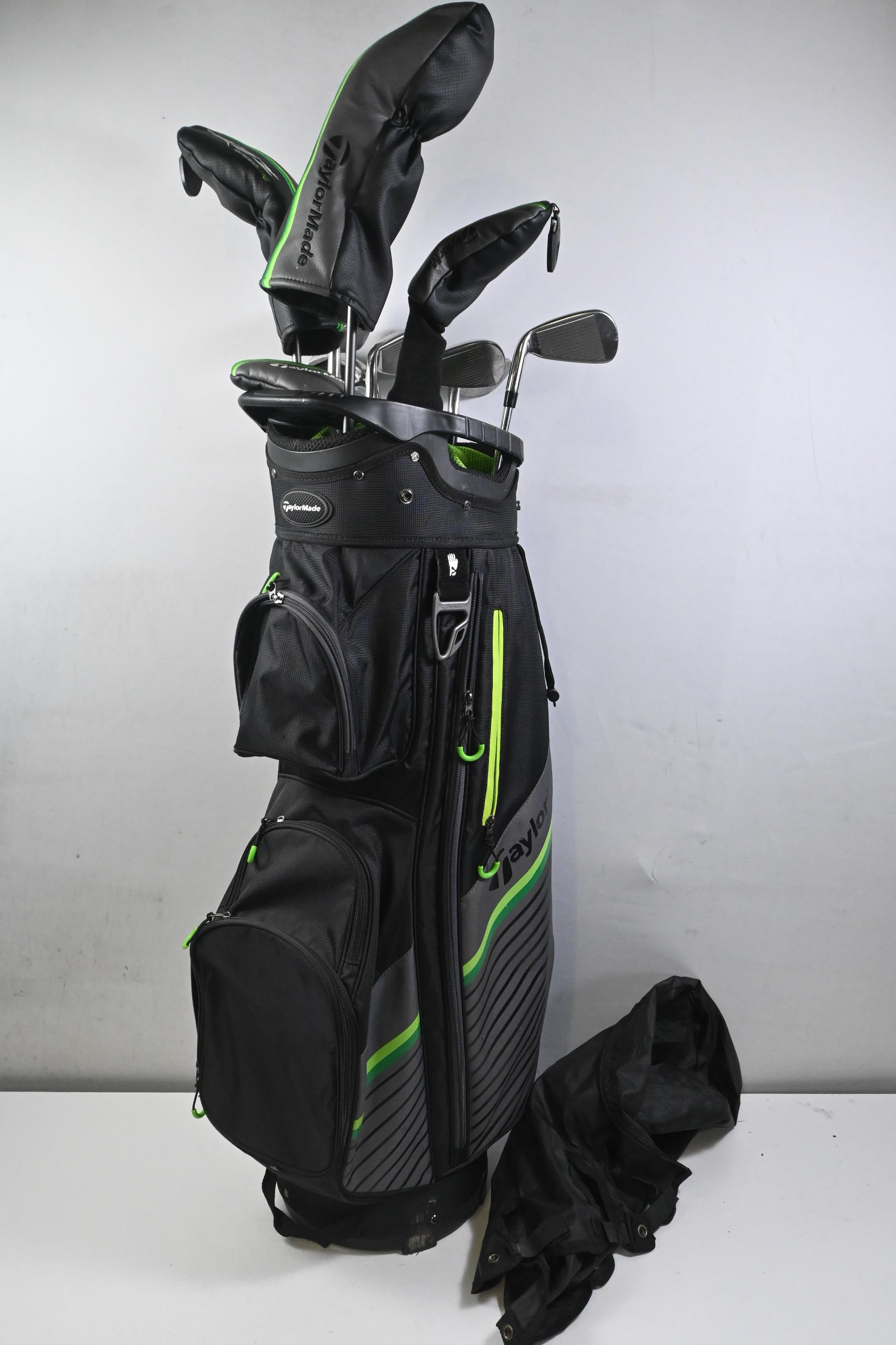 Taylormade RBZ Package Set / Woods, Irons, Putter, Bag