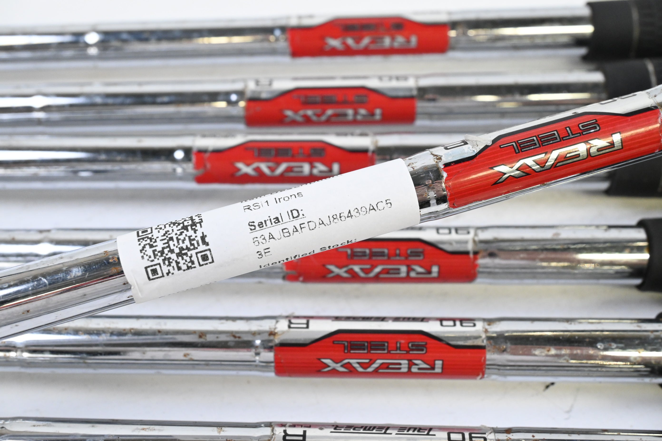 Taylormade RSi1 Irons / 5-PW+SW / Regular Flex REAX 90 Shafts