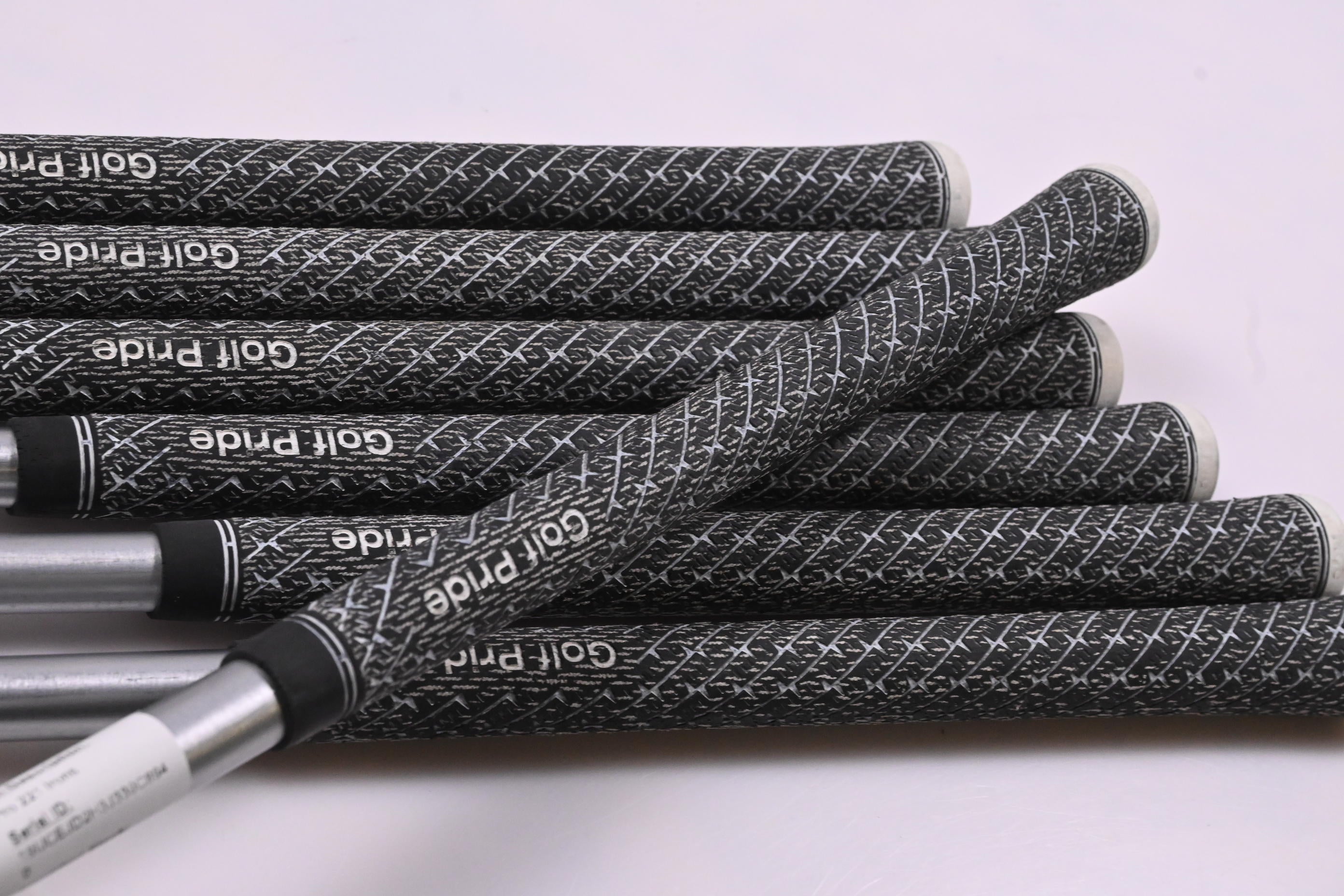Mizuno Pro 221 Irons / 4-PW / X-Flex KBS Tour C-Taper 130 Shafts