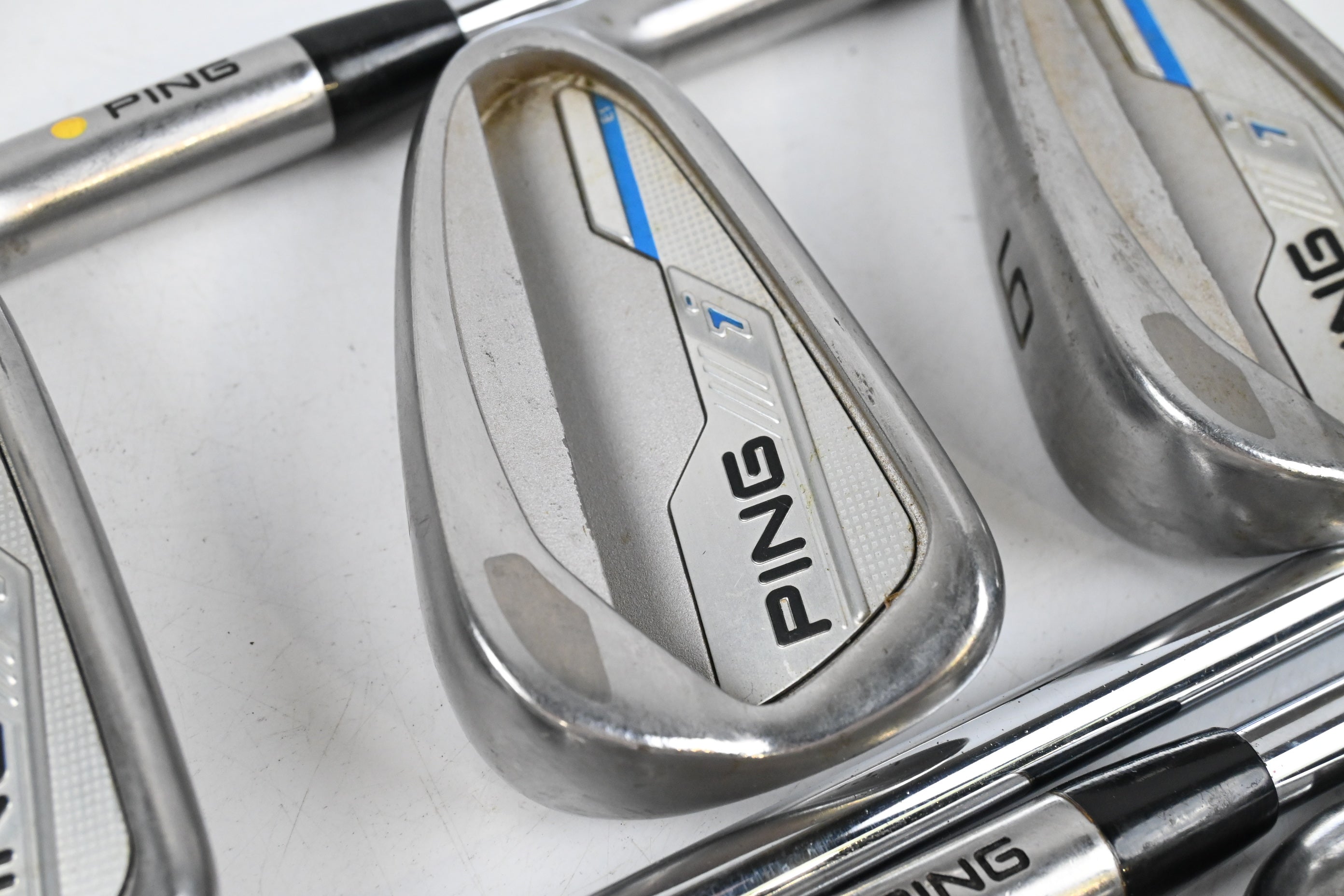 Ping i-Series E1 Irons / 4-PW / Yellow Dot / Stiff Flex Ping CFS Distance Shafts