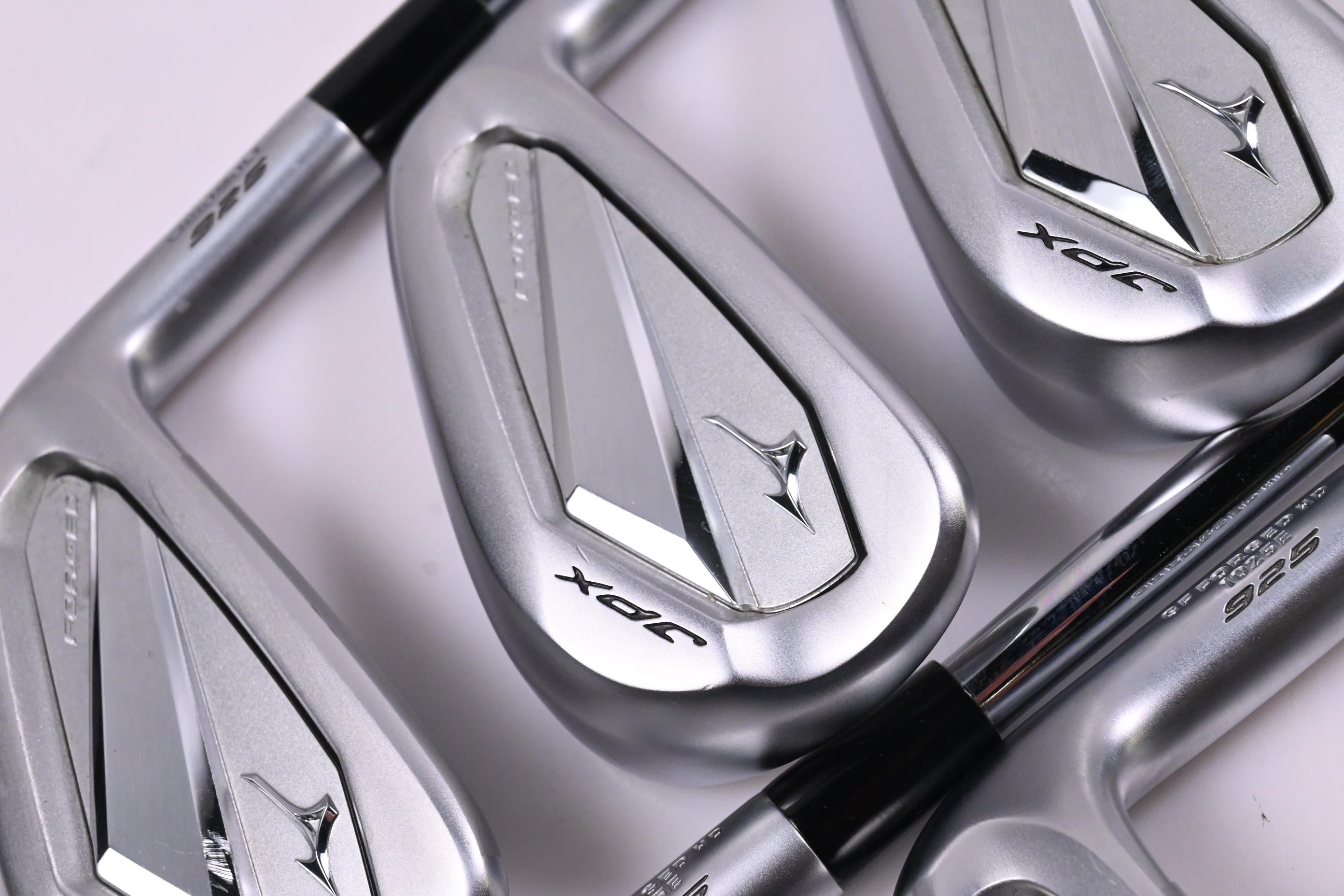 Mizuno JPX 925 Forged Irons / 5-PW / Regular Flex N.S.Pro Modus³ Tour 105