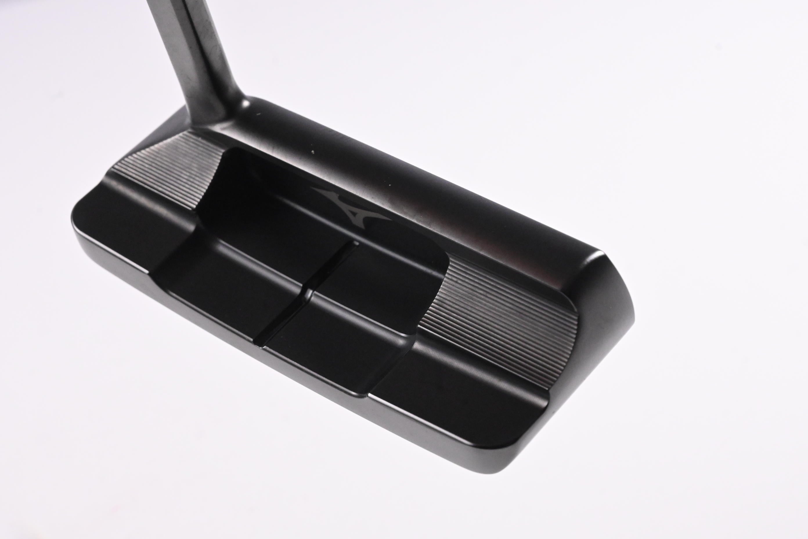 Mizuno M-Craft OMOI 04 Black Ion Putter / 34 Inch