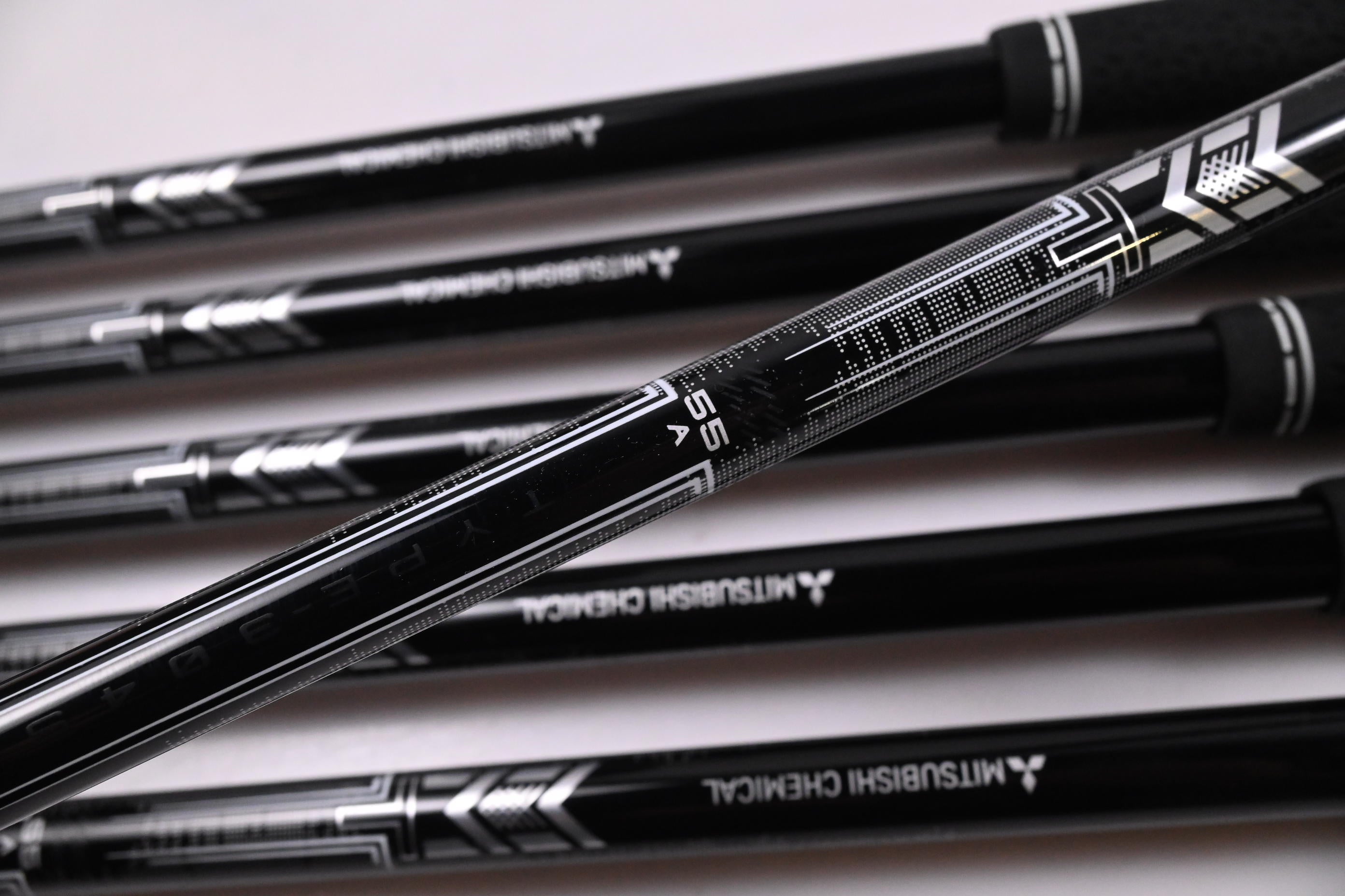 Mizuno JPX 925 Hot Metal Irons / 5-PW / Senior Flex MMT 55 Shafts