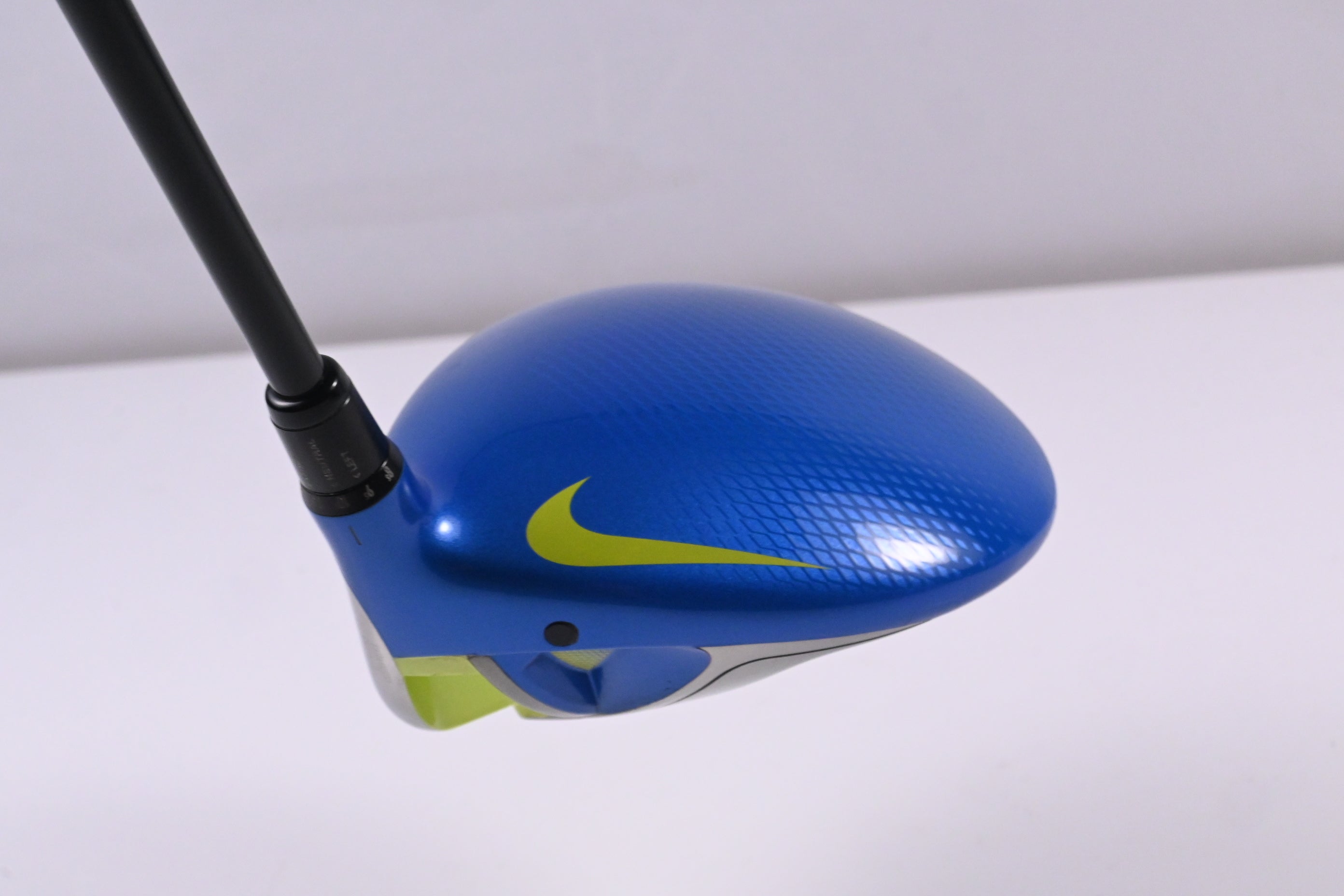 Nike Vapor Fly Driver / 10.5 Degree / Regular Flex Tensei CK Blue 50 Shaft