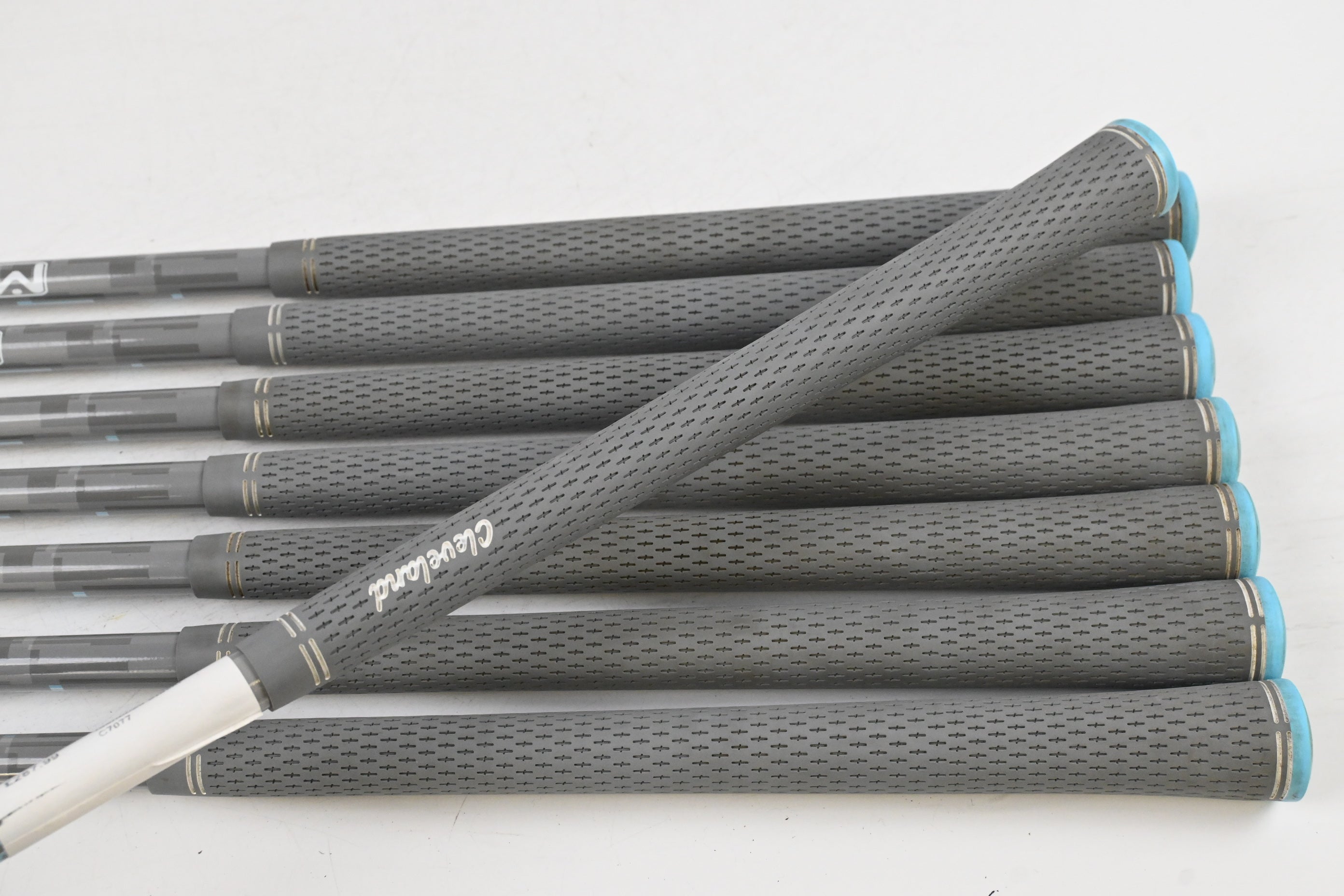 Ladies Cleveland Launcher HB Irons / 4-PW+SW / Ladies Flex Miyazaki 4 Shafts