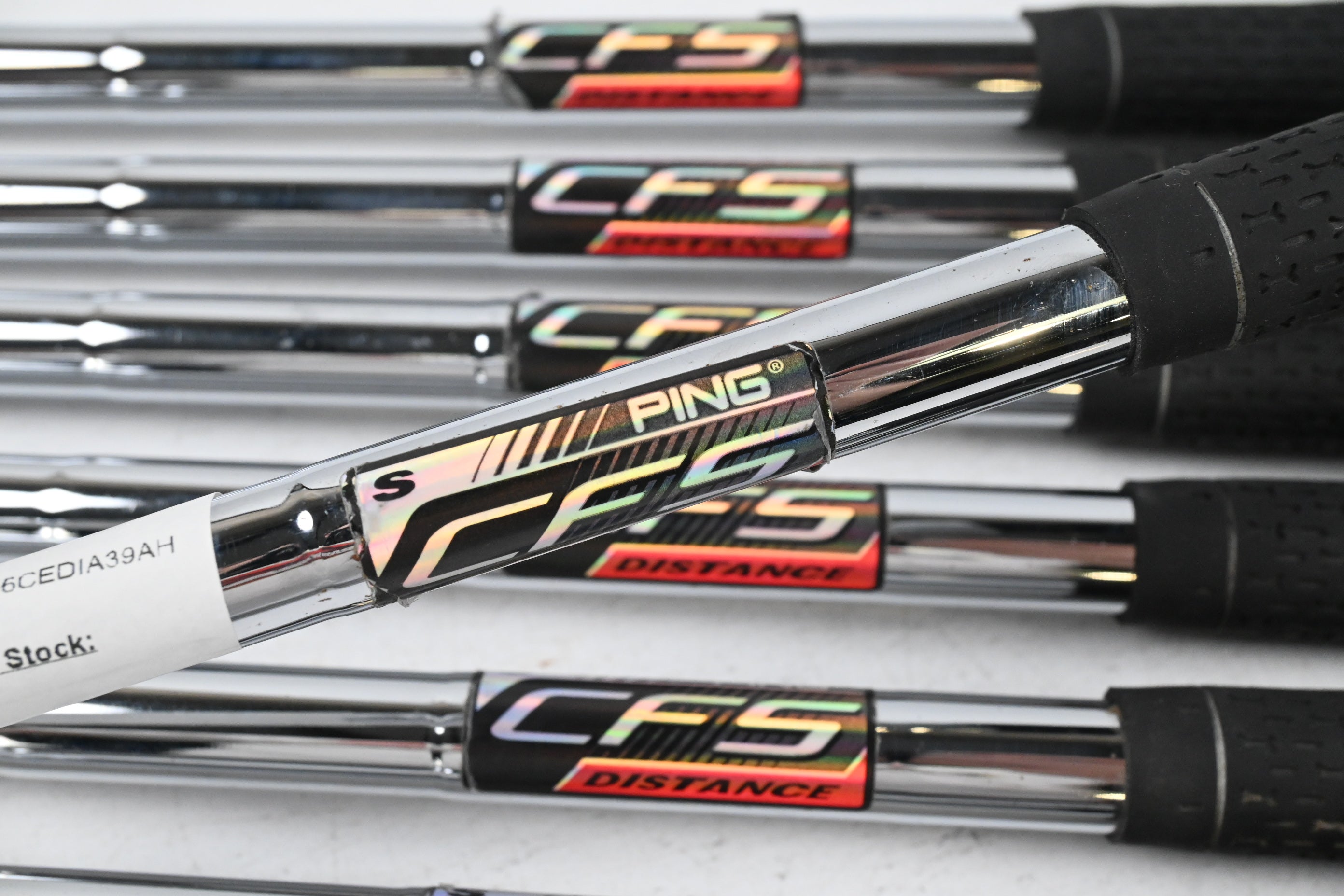 Ping i-Series E1 Irons / 4-PW / Yellow Dot / Stiff Flex Ping CFS Distance Shafts