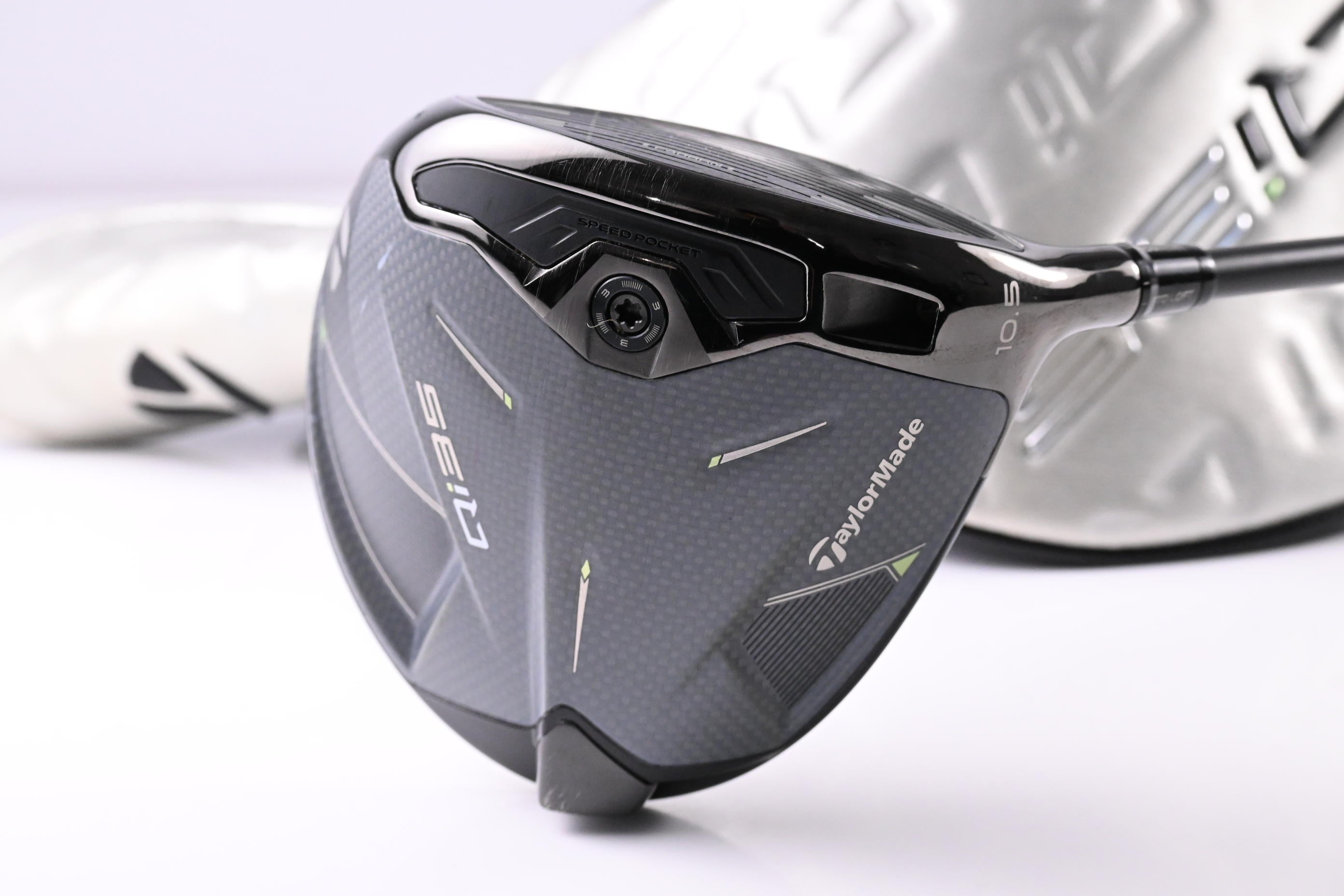 Taylormade Qi35 Driver / 10.5 Degree / Stiff Flex Fujikura Ventus Blue '25 5