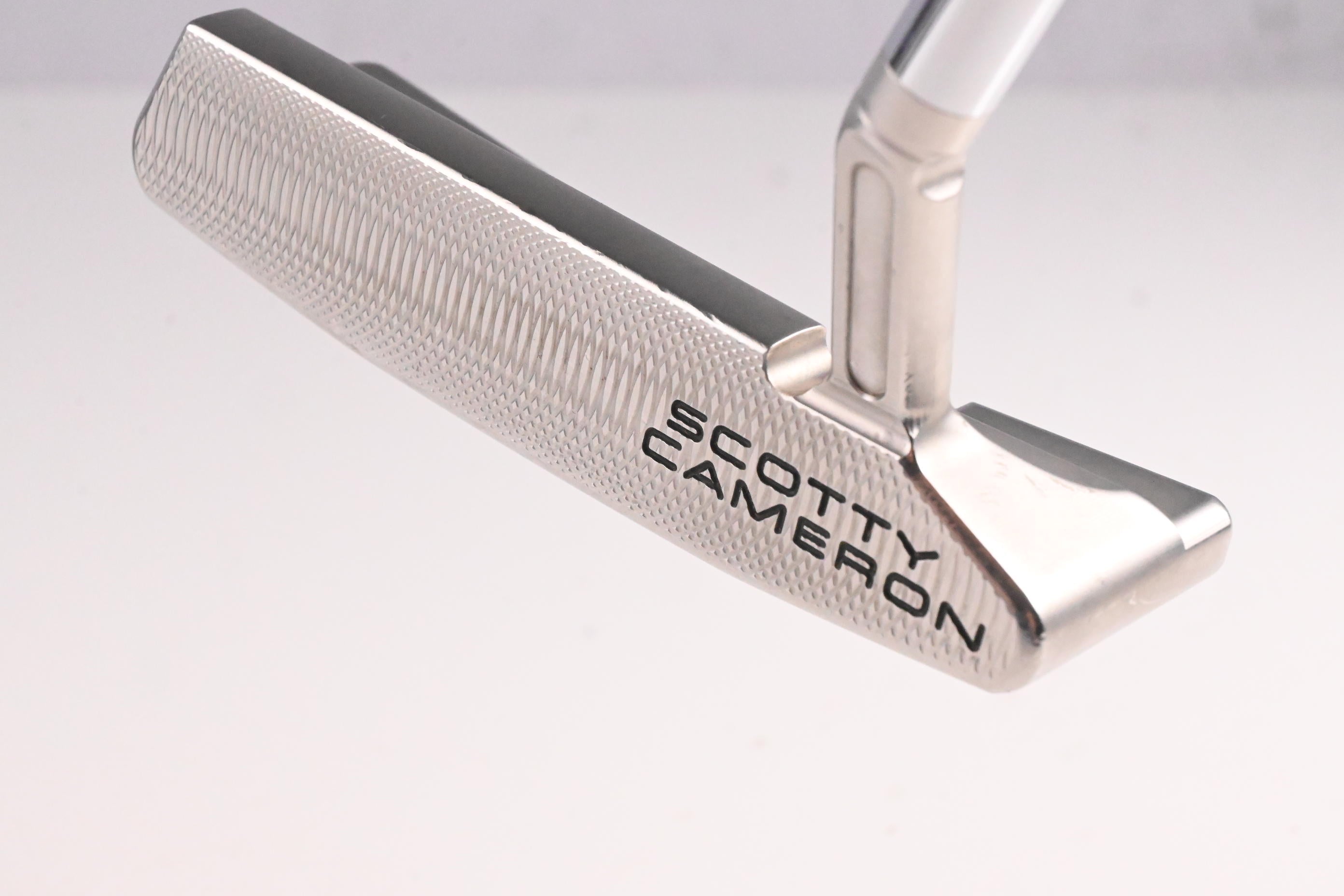 Scotty Cameron Super Select Newport 2.5+ Putter / 34 Inch