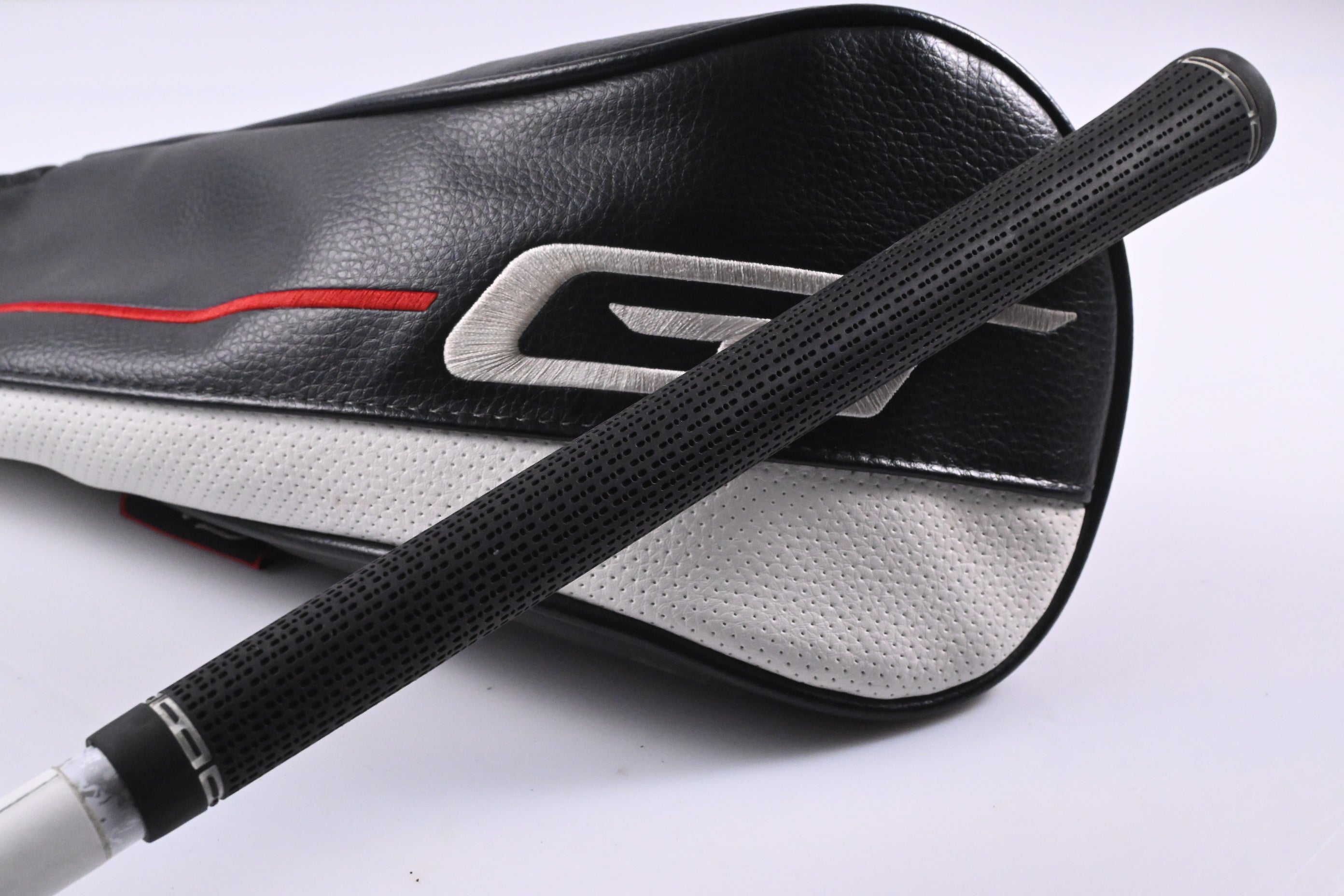 Titleist GT2 Driver / 11 Degree / Senior Flex Denali Red 50 Shaft