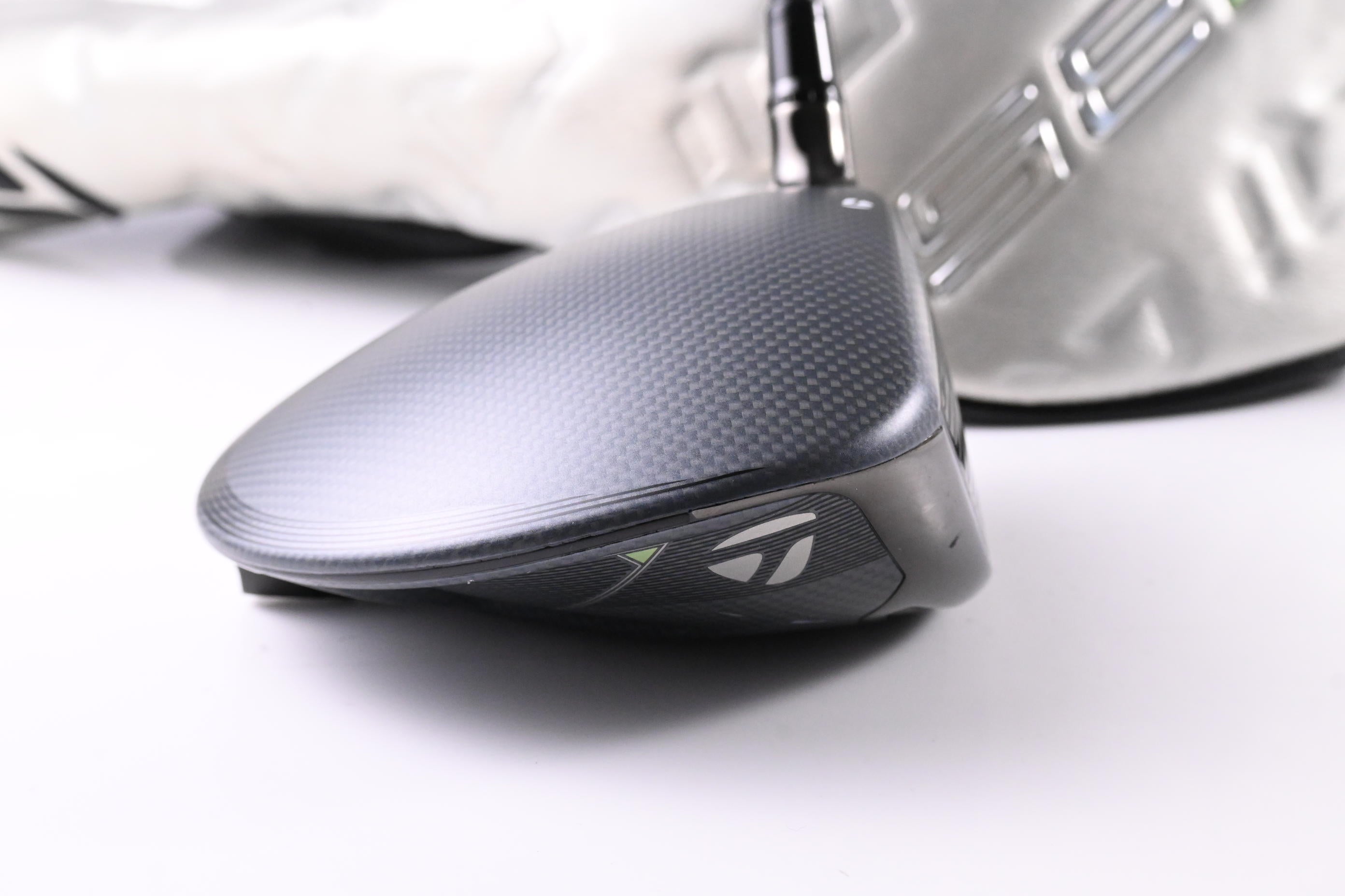 Taylormade Qi35 Driver / 10.5 Degree / Stiff Flex Fujikura Ventus Blue '25 5
