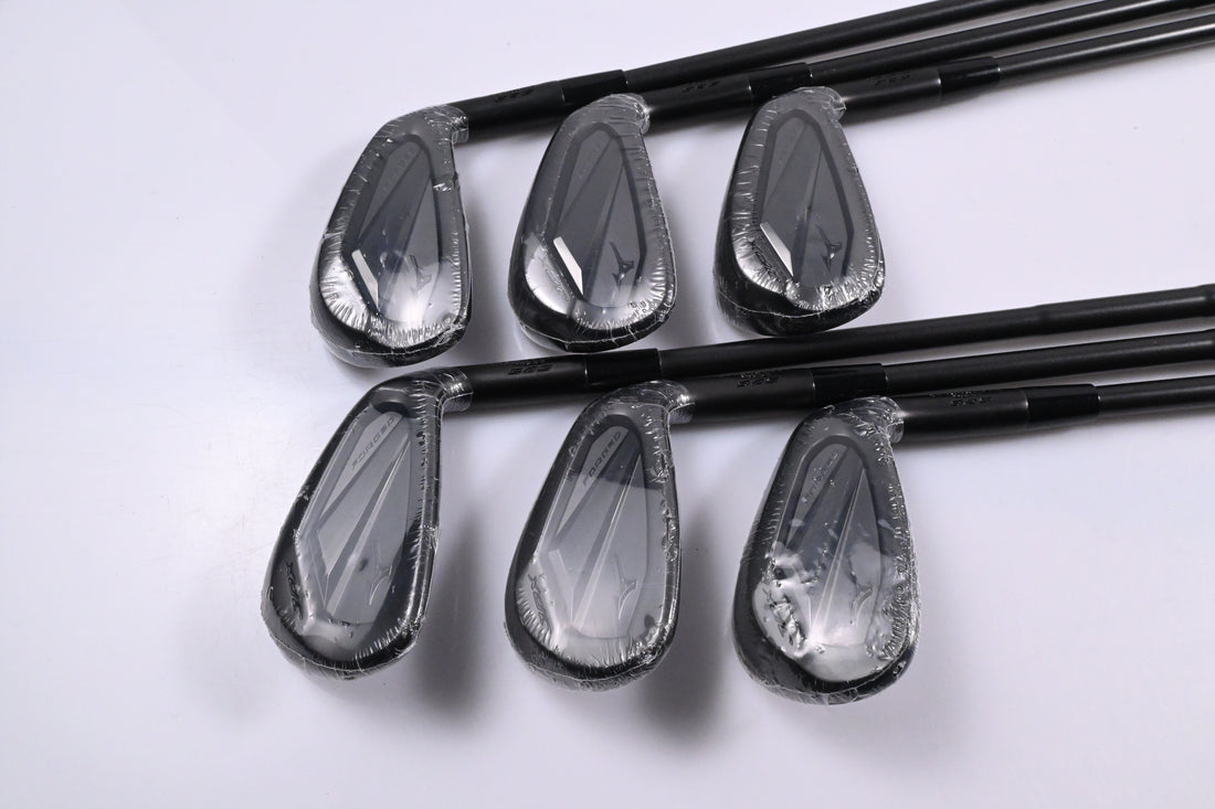 Mizuno JPX 925 Forged Irons / 5-PW / Stiff Flex Dynamic Gold Mid 115 S400 Shafts