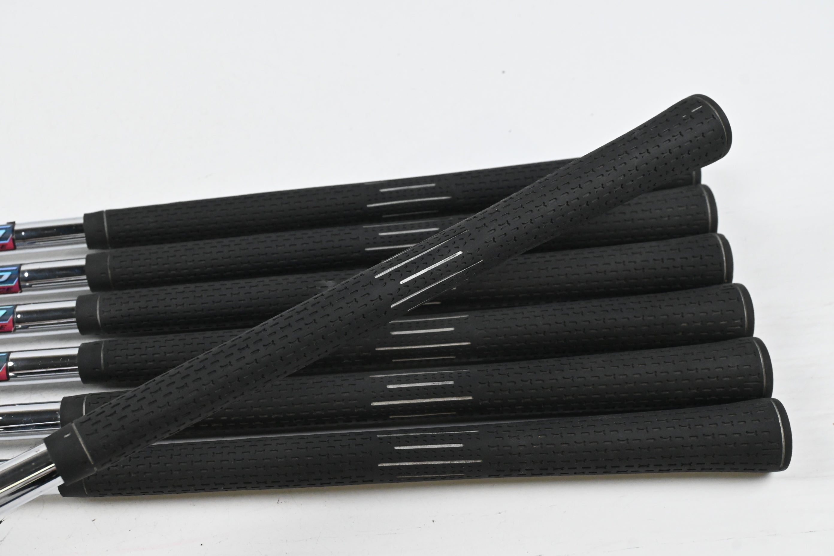 Ping i-Series E1 Irons / 4-PW / Yellow Dot / Stiff Flex Ping CFS Distance Shafts