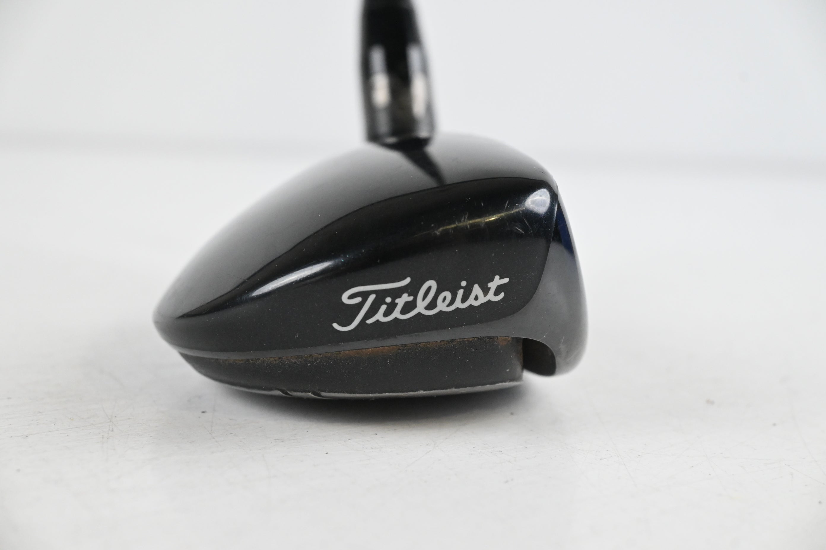Titleist 915H #2 Hybrid / 17.5 Degree / Stiff Flex Aldila RIP Phenom 80 Shaft