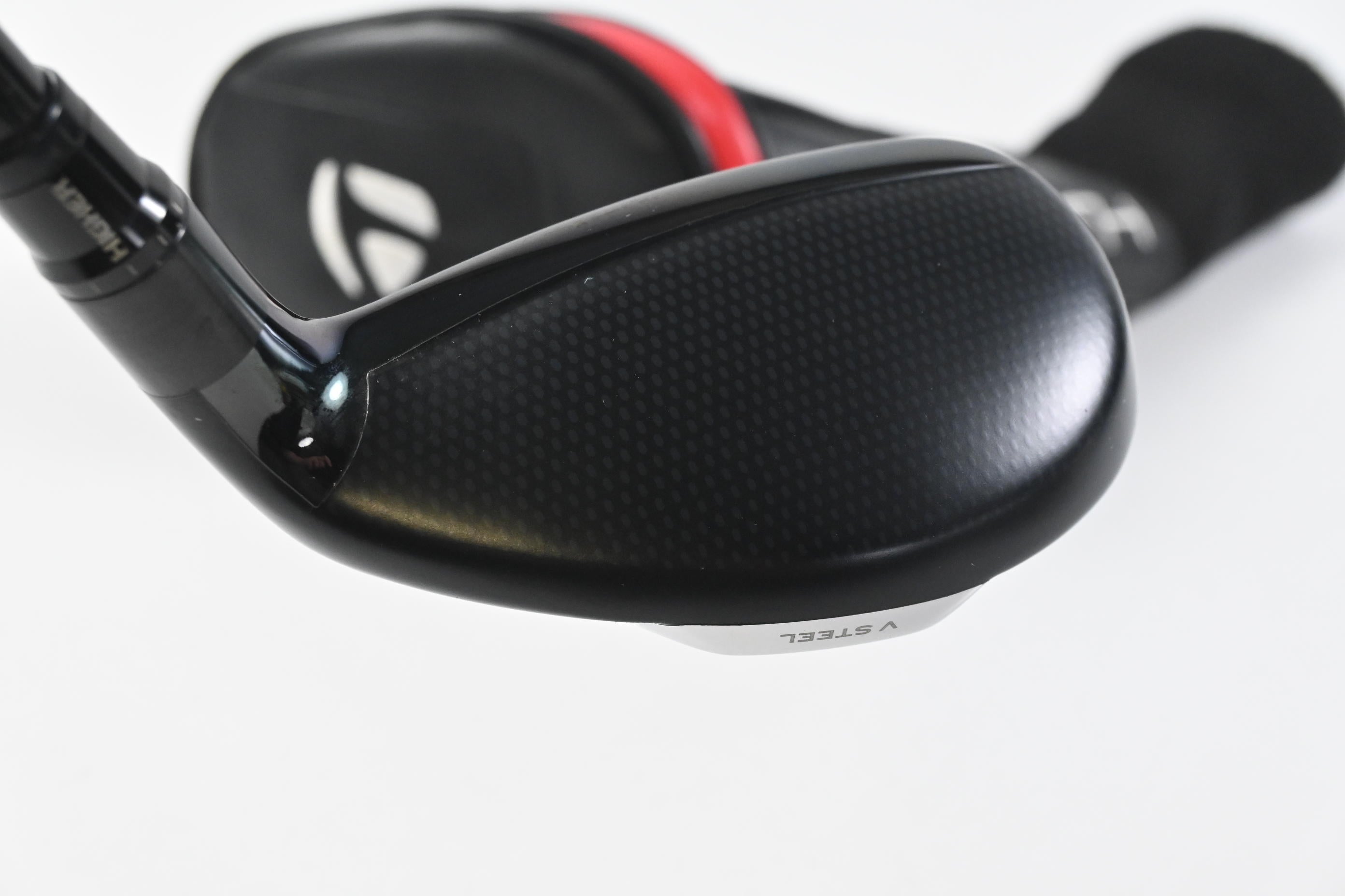 Taylormade Stealth Plus #4 Hybrid / 22 Degree / Regular Flex HZRDUS Smoke Red