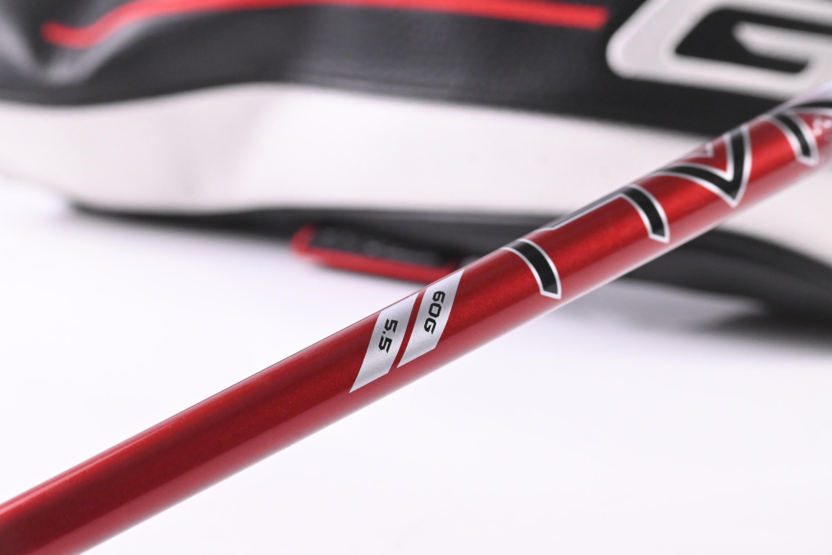 Titleist GT1 #5 Wood / 18 Degree / Regular Flex Denali Red 60 Shaft