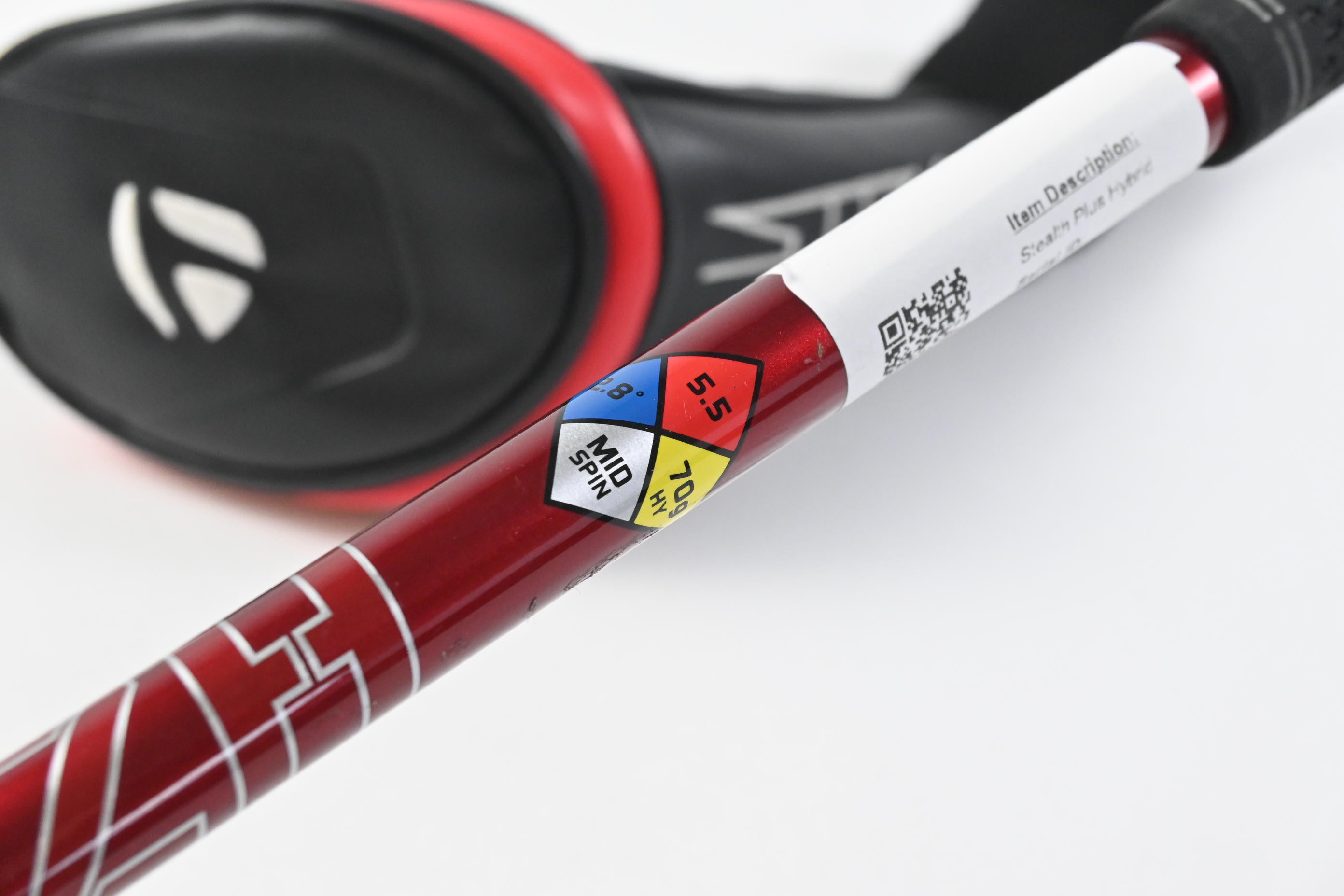 Taylormade Stealth Plus #4 Hybrid / 22 Degree / Regular Flex HZRDUS Smoke Red