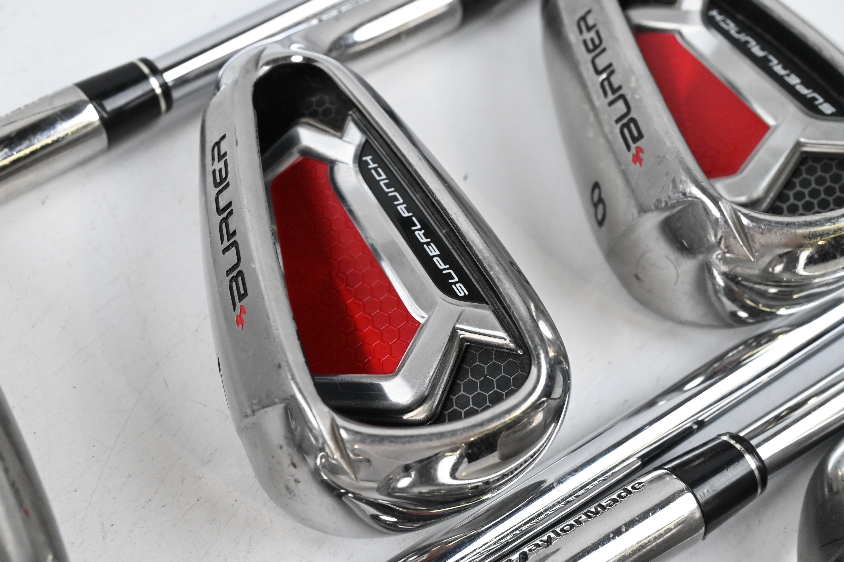 Taylormade Burner Superlaunch Irons / 6-PW+SW / Regular Flex Burner 85 Shafts