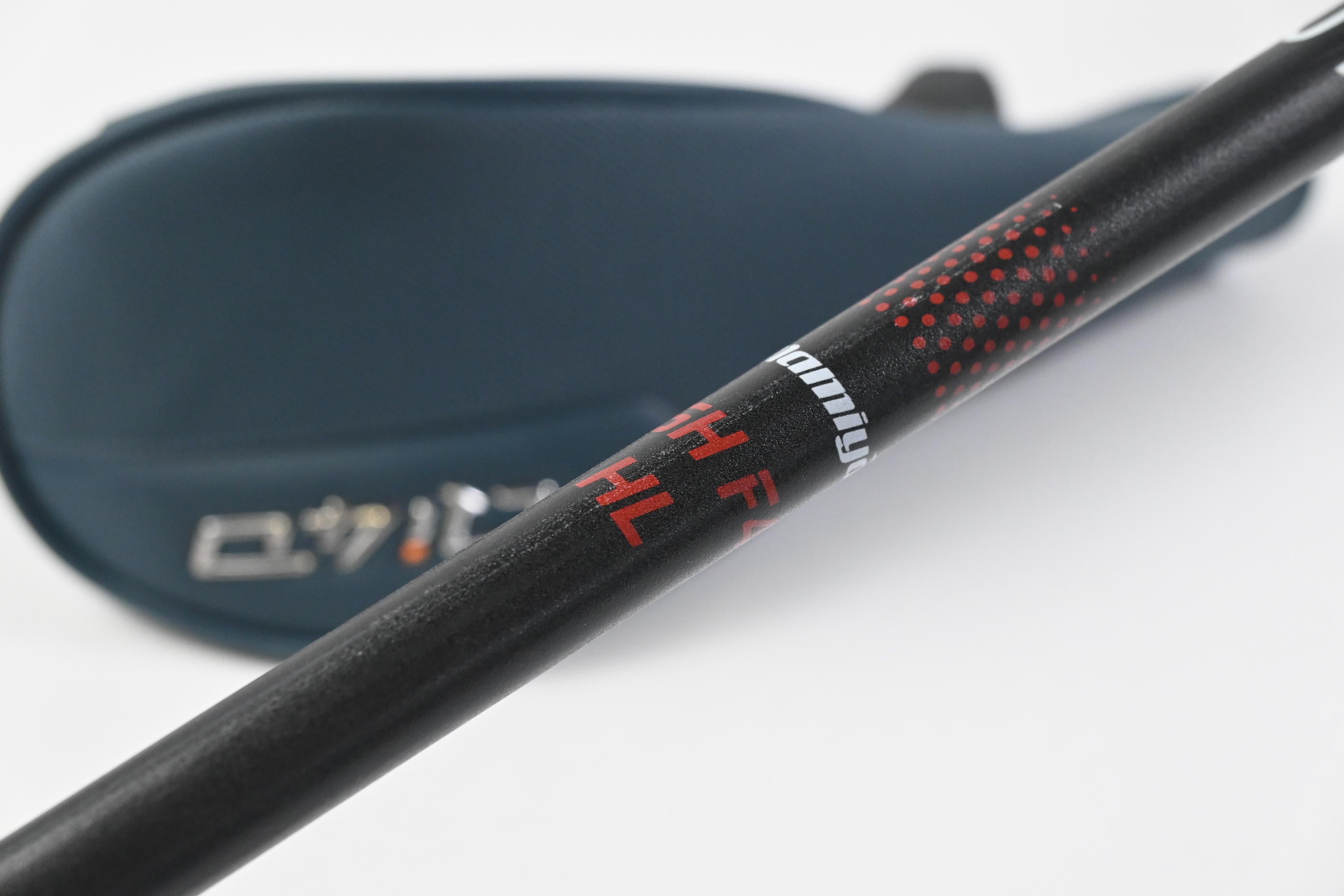 Taylormade Qi4D #4 Hybrid / 22 Degree / Stiff Flex UST Mamiya Proforce V2 65 HL