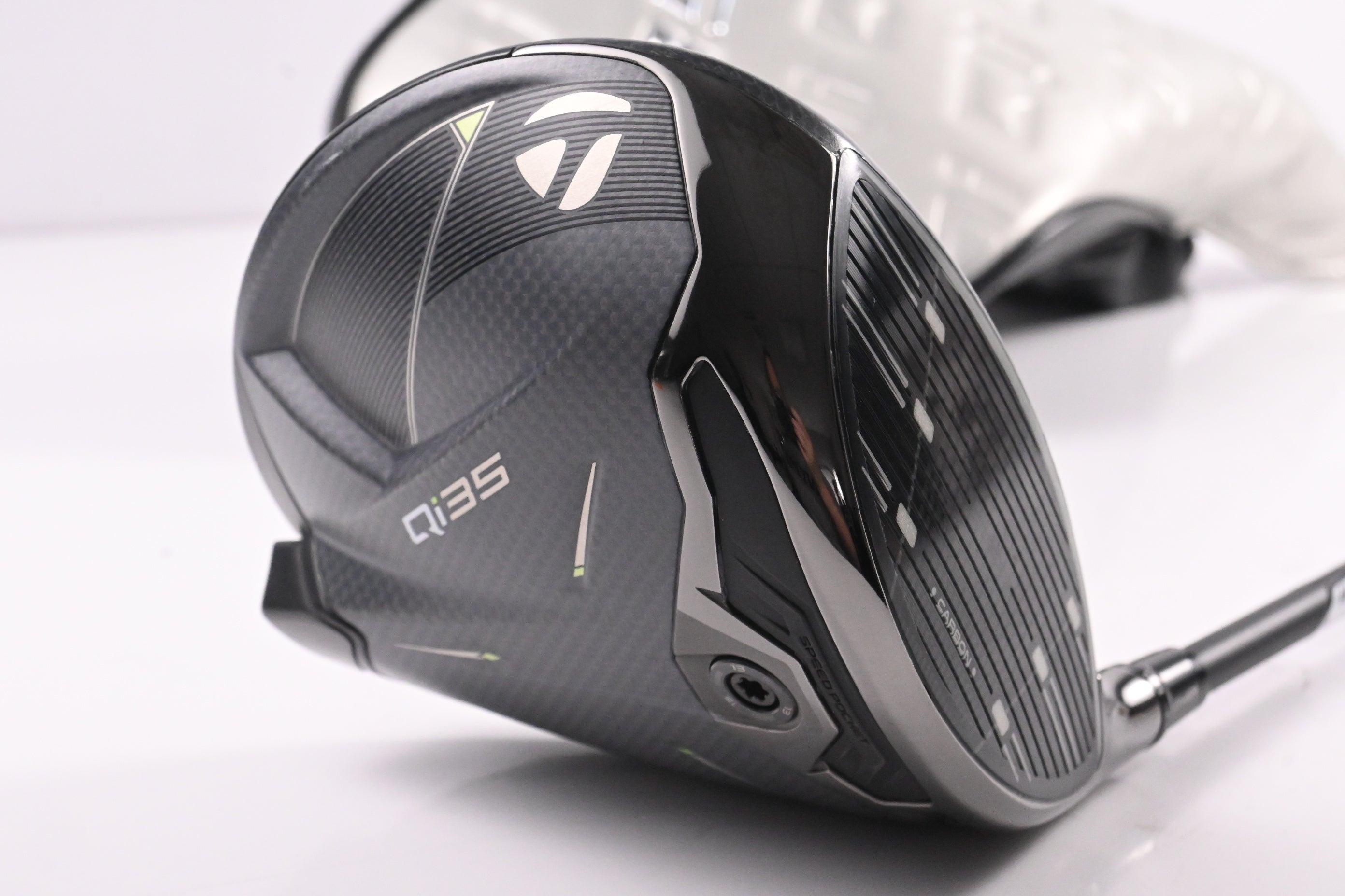 Taylormade Qi35 Driver / 9 Degree / Regular Flex Fujikura Ventus Blue 5 Shaft