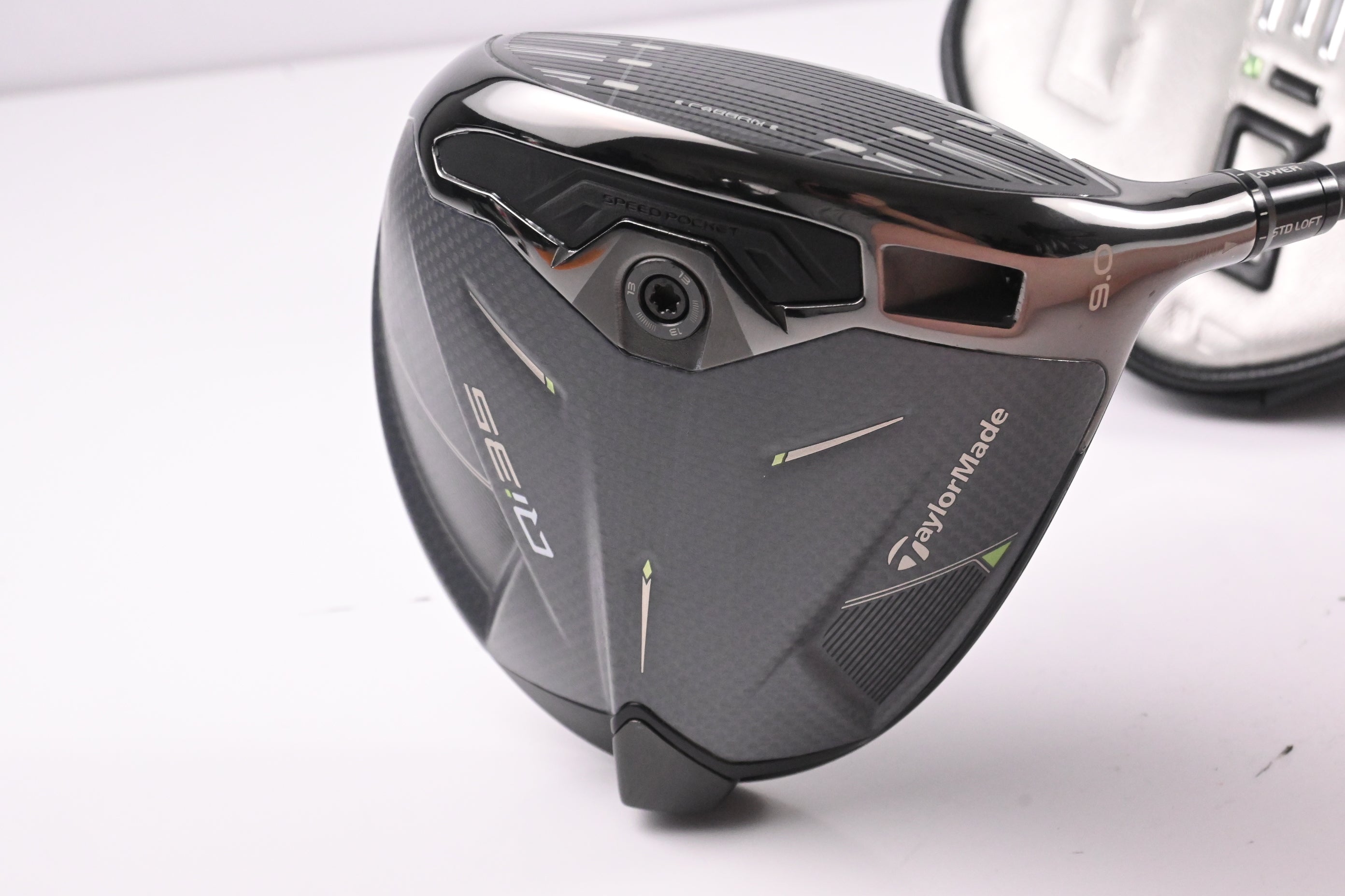 Taylormade Qi35 Driver / 9 Degree / Regular Flex Fujikura Ventus Blue 5 Shaft