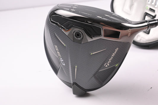 Taylormade Qi35 Driver / 9 Degree / Regular Flex Fujikura Ventus Blue 5 Shaft