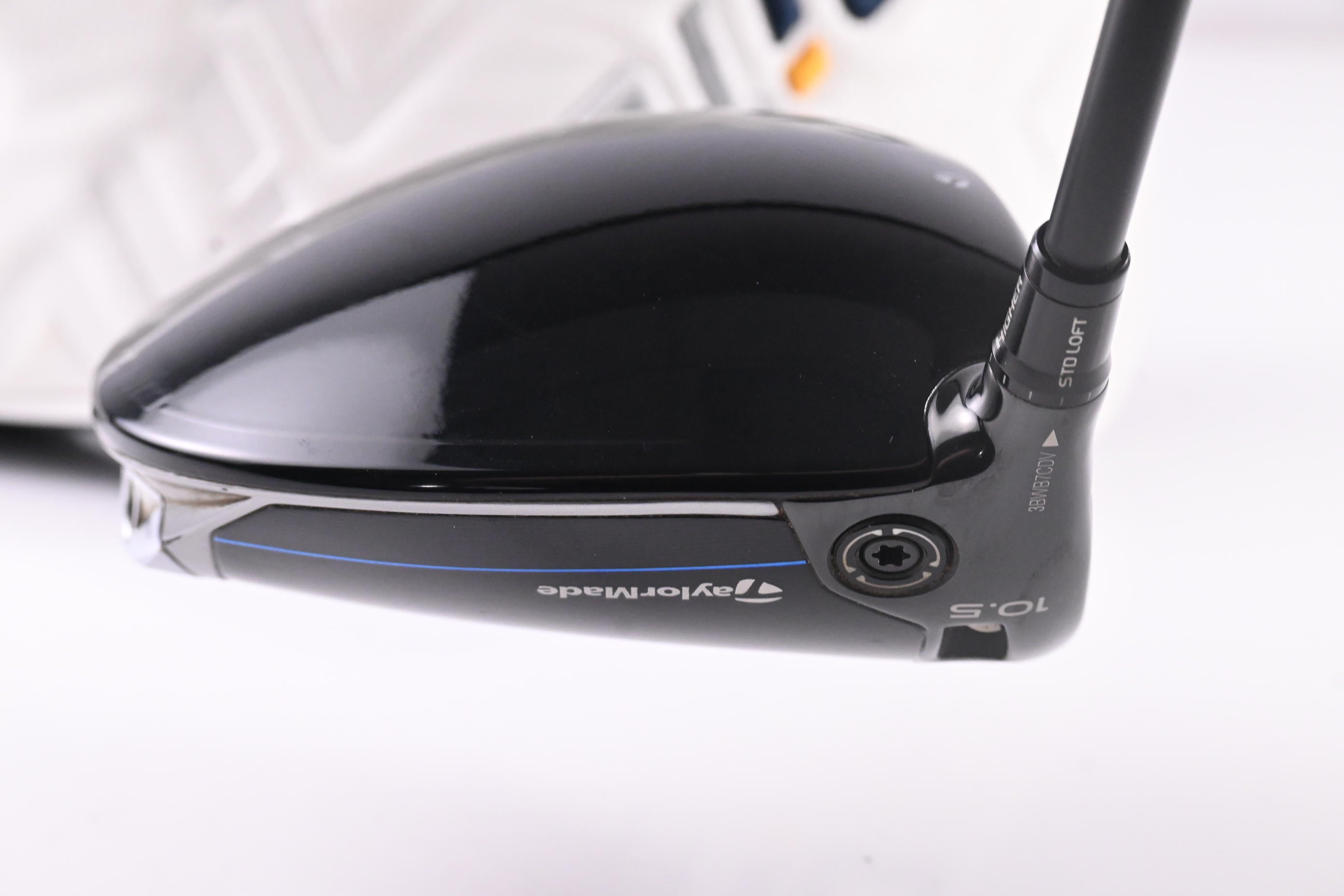 Left Hand Taylormade Qi10 Max Driver / 10.5 Degree / Regular Flex Tensei AV 65