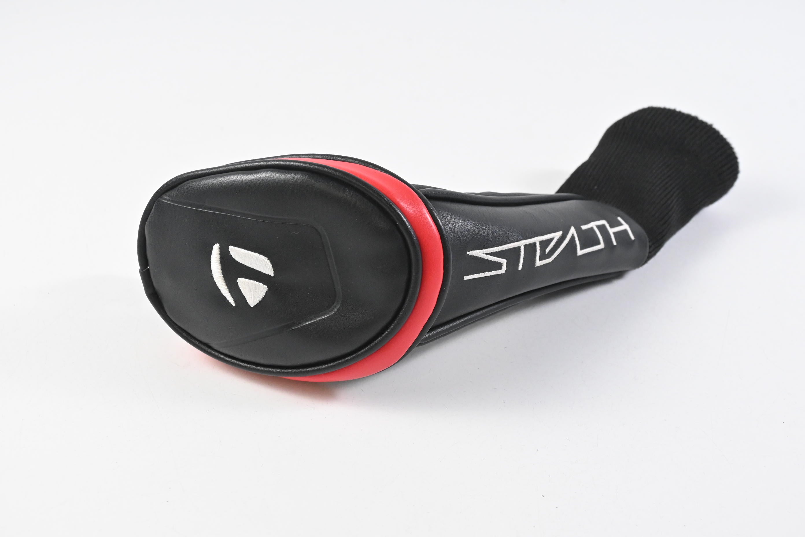 Taylormade Stealth Plus #4 Hybrid / 22 Degree / Regular Flex HZRDUS Smoke Red