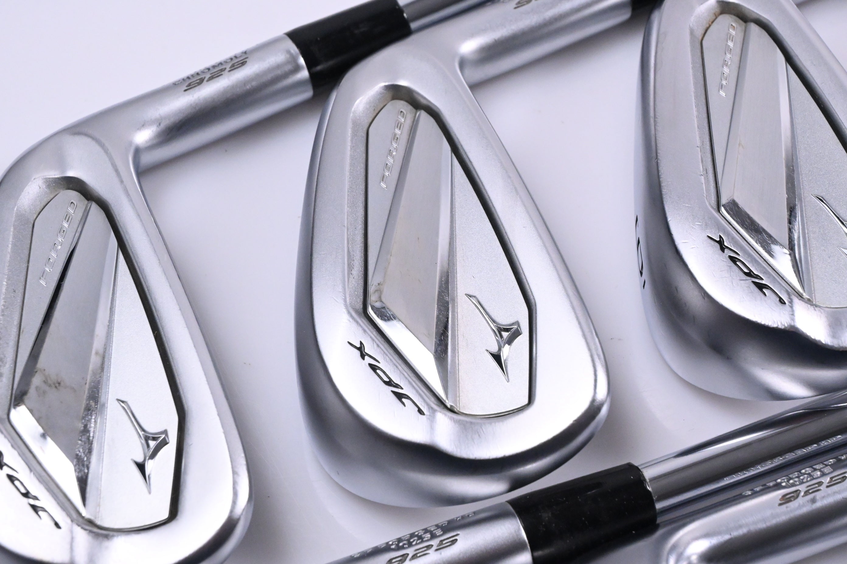 Mizuno JPX 925 Forged Irons / 4-PW+GW / X-Flex Dynamic Gold 120 X100 Shafts