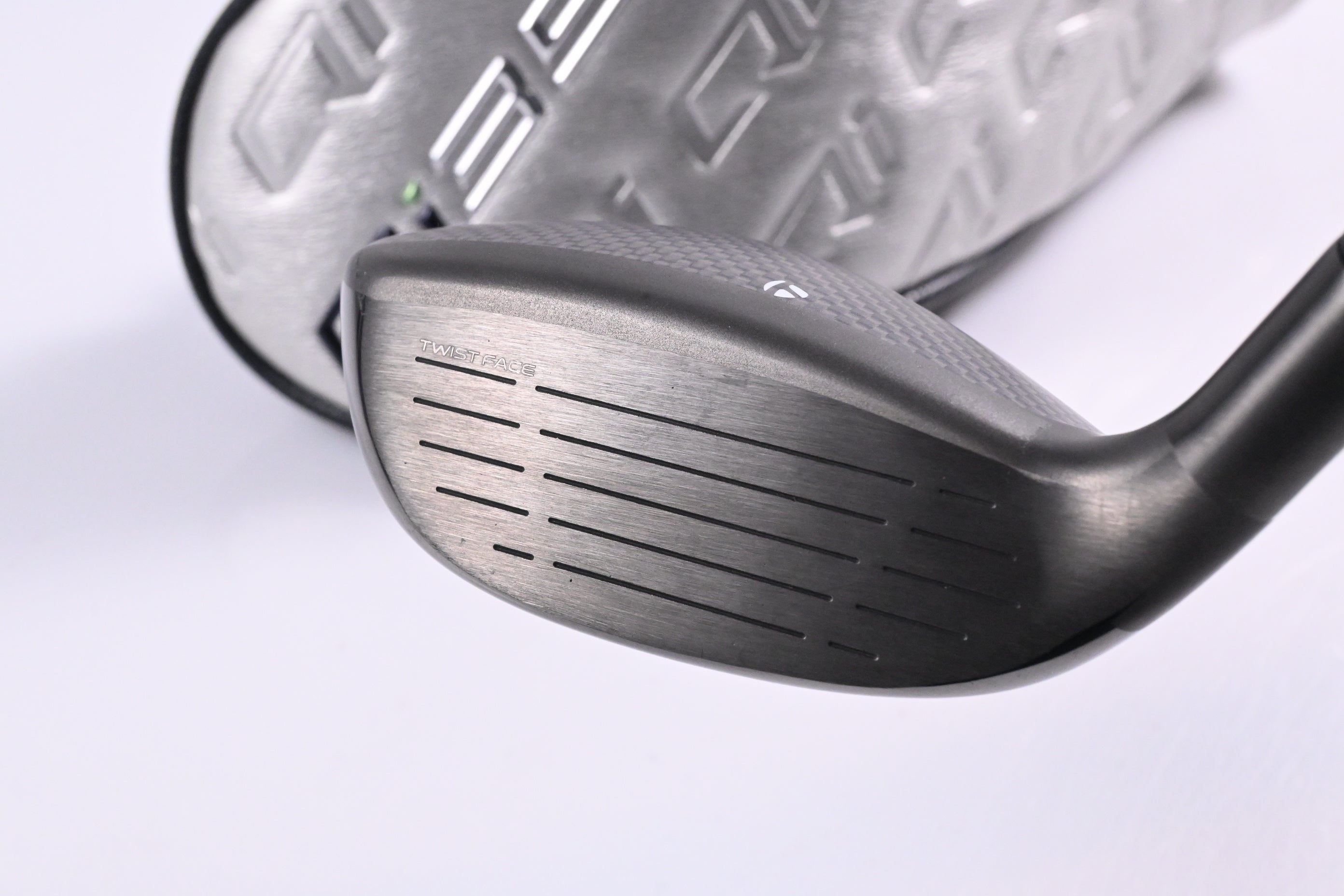 Taylormade Qi35 Max Lite #5 Hybrid / 27 Degree / Senior Flex Vanquish Blue 5