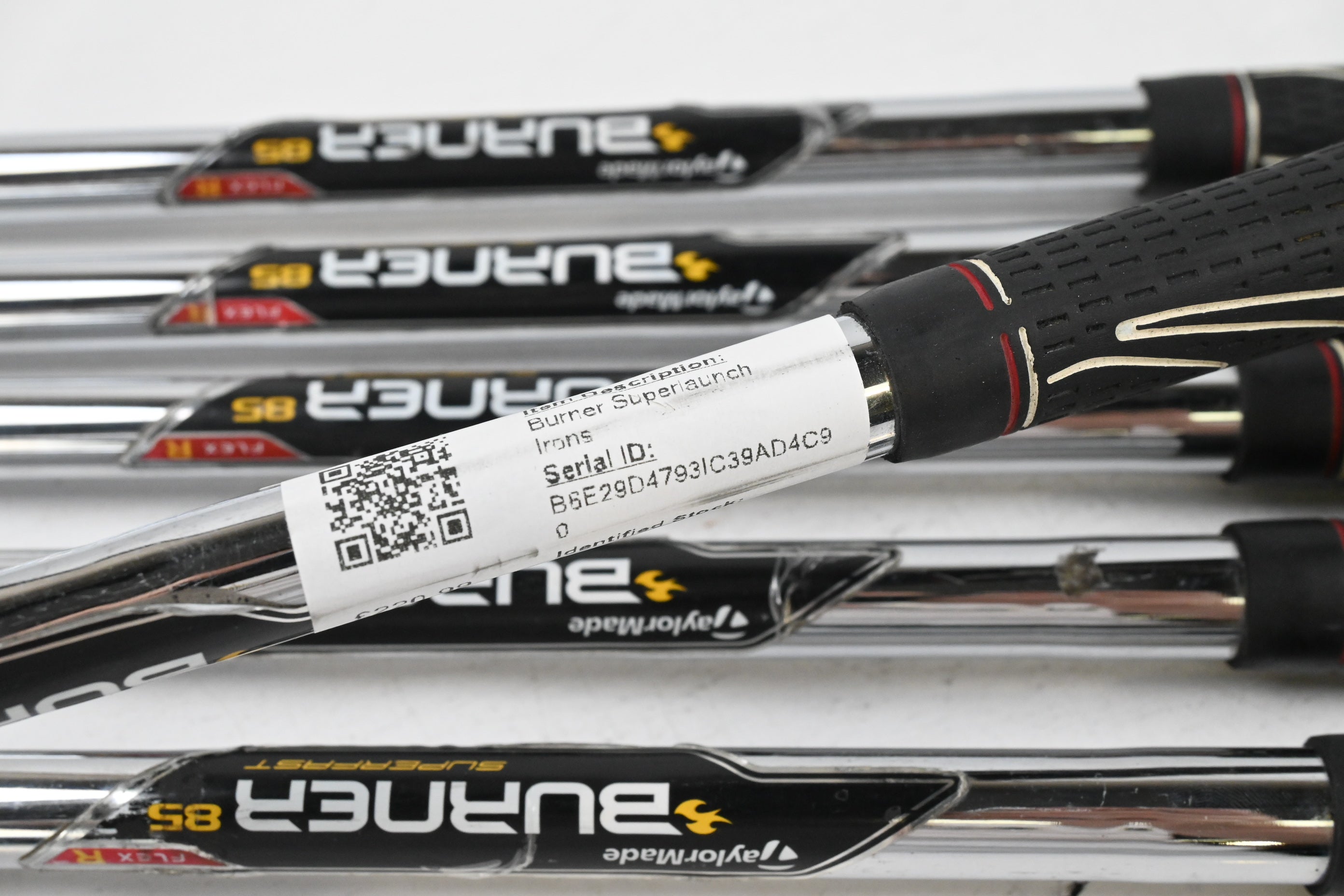Taylormade Burner Superlaunch Irons / 6-PW+SW / Regular Flex Burner 85 Shafts