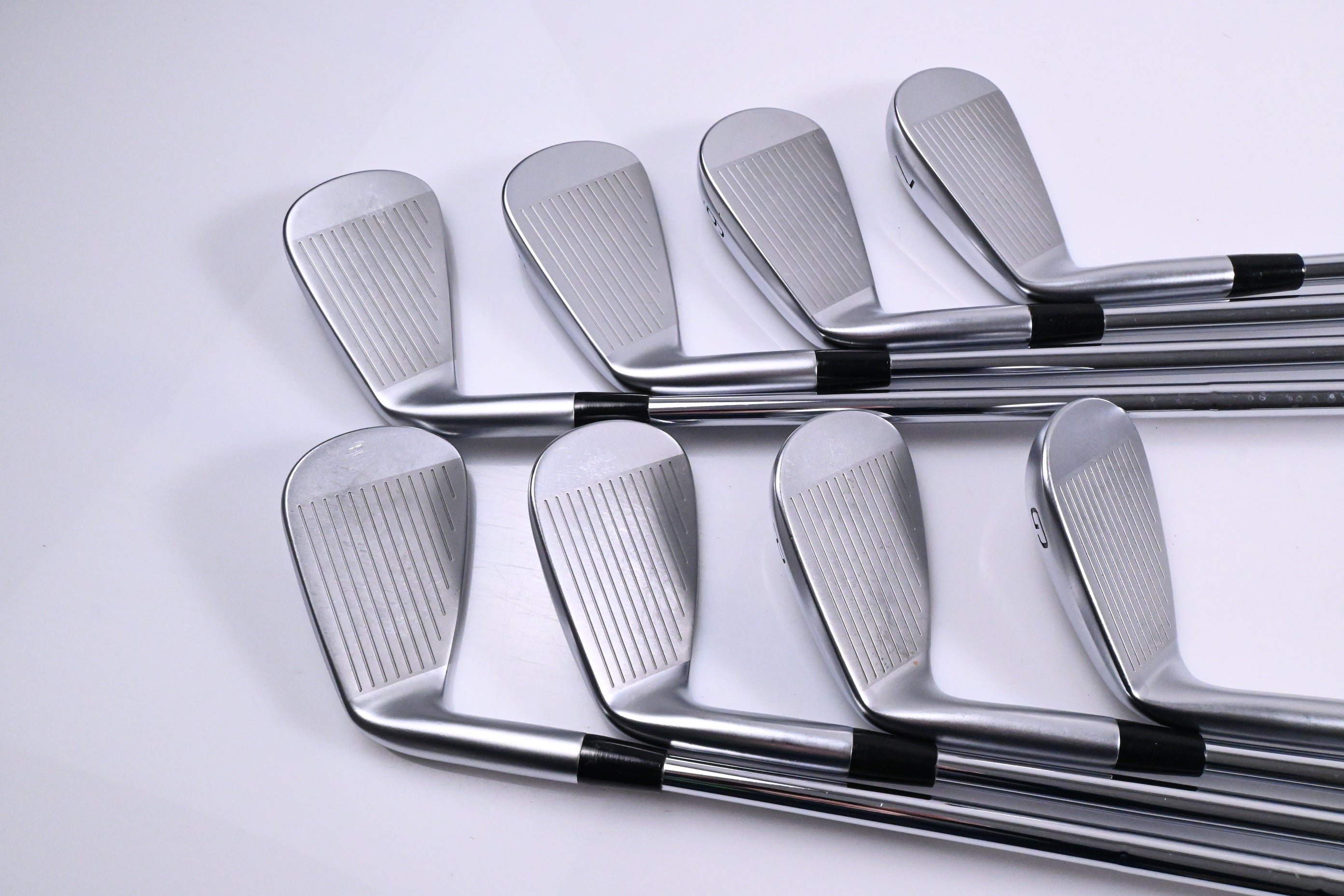 Mizuno JPX 925 Forged Irons / 4-PW+GW / X-Flex Dynamic Gold 120 X100 Shafts