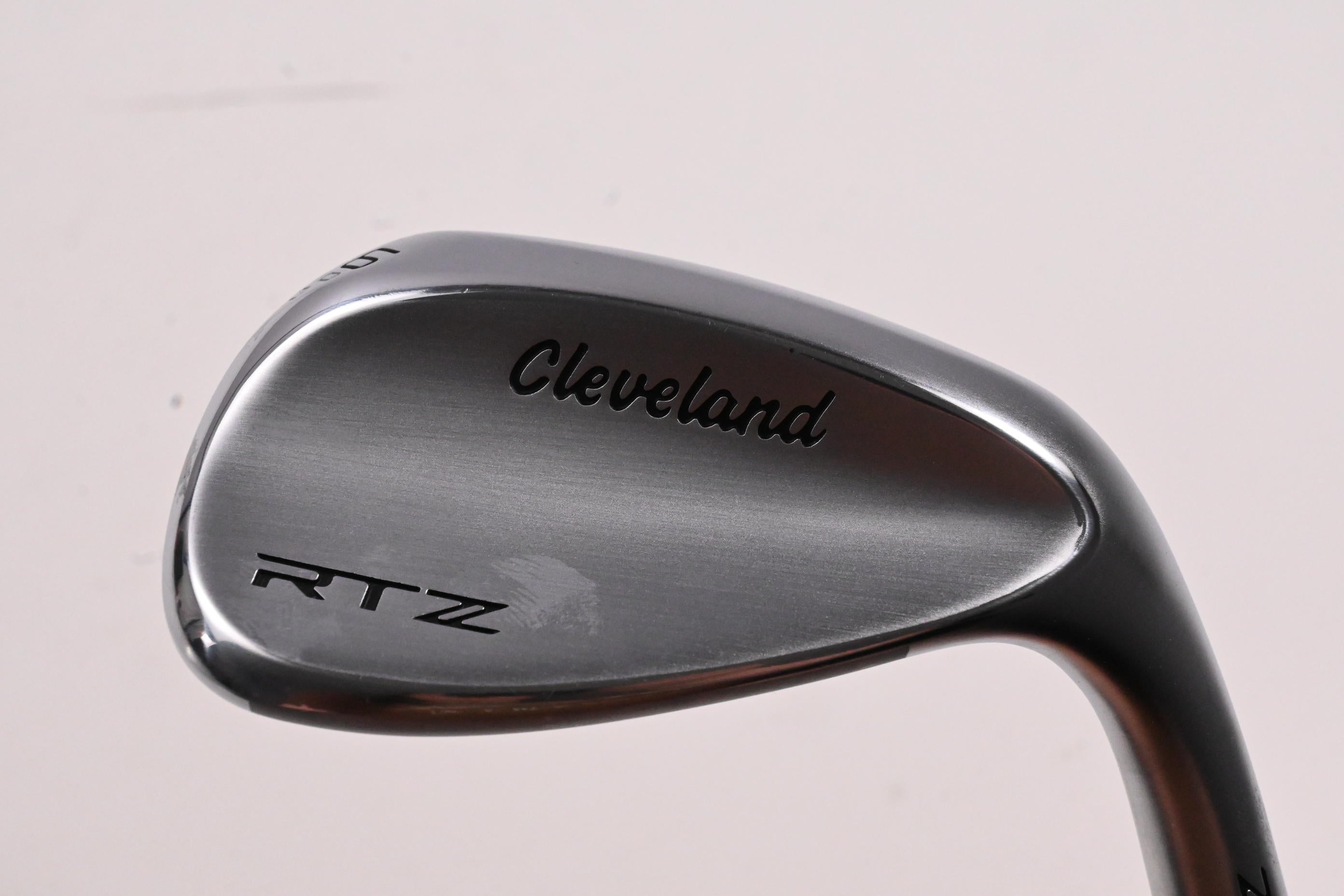 Cleveland RTZ Sand Wedge / 56 Degree / Wedge Flex Dynamic Gold Spinner Shaft