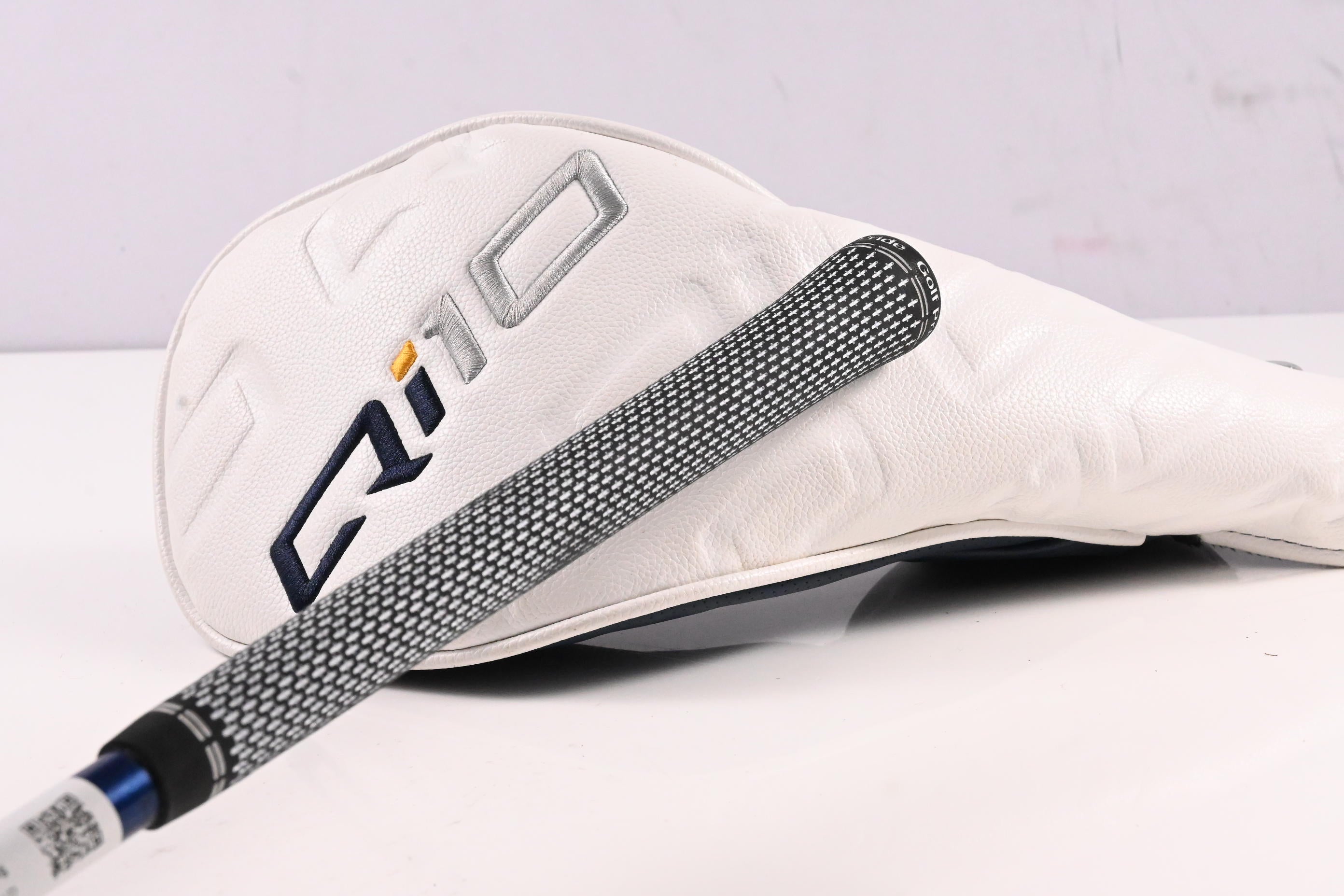 Taylormade Qi10 Driver / 10.5 Degree / Stiff Flex Fujikura Ventus TR Blue 5