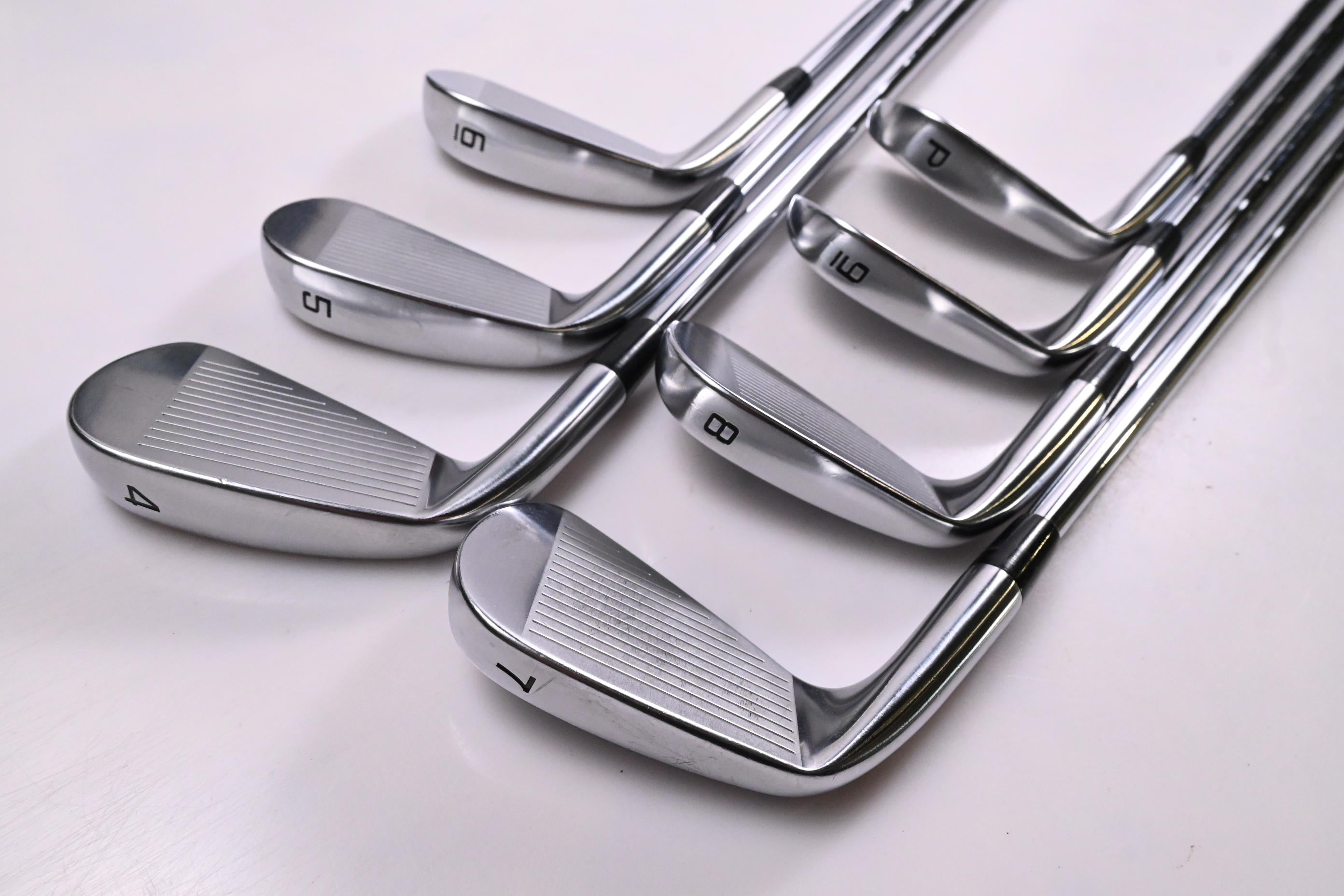 Cobra King CB/MB Irons / 4-PW / X-Flex KBS $-Taper Lite 105 Shafts