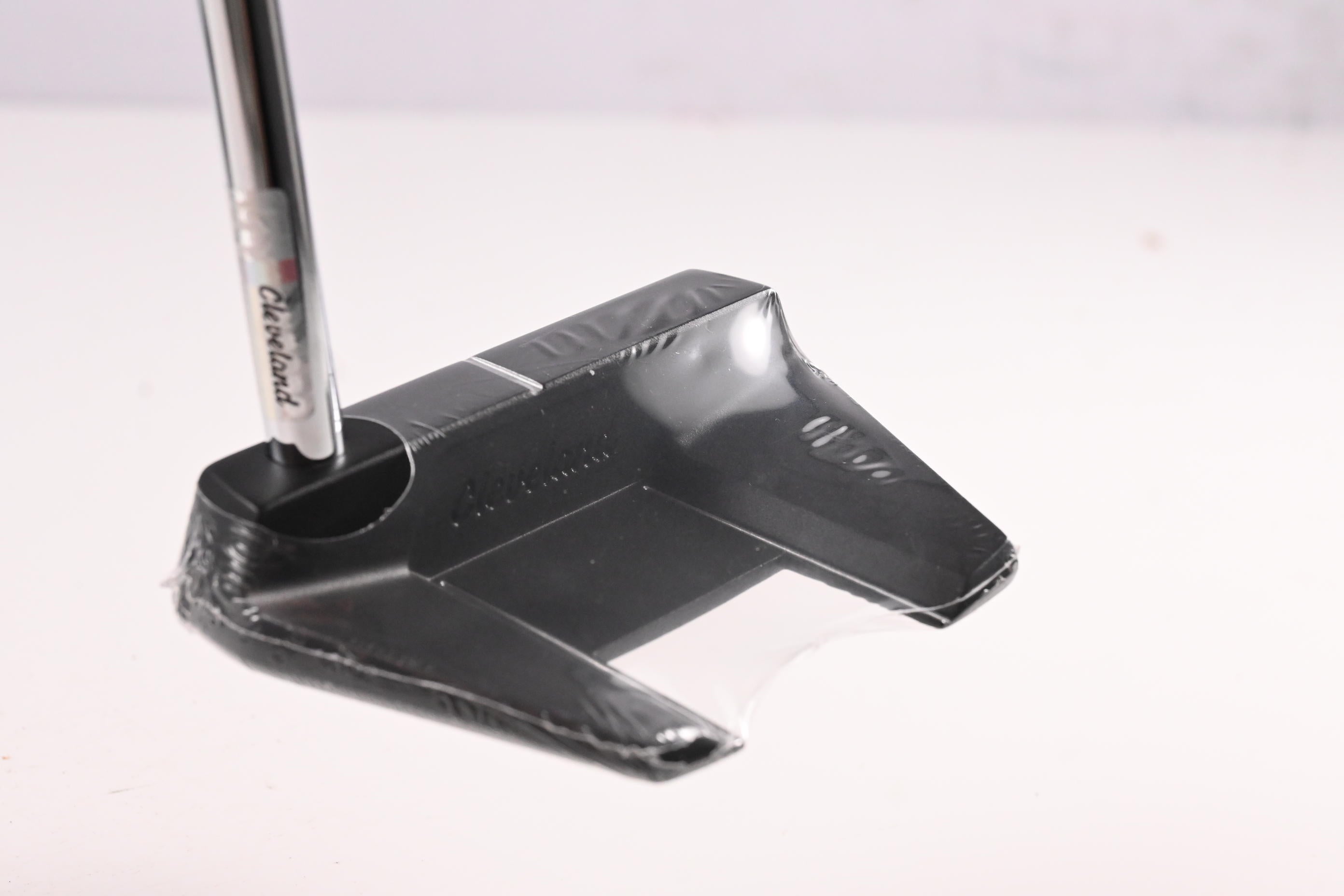 Cleveland HB Soft 2 Black Satin Putter / 33.5 Inch