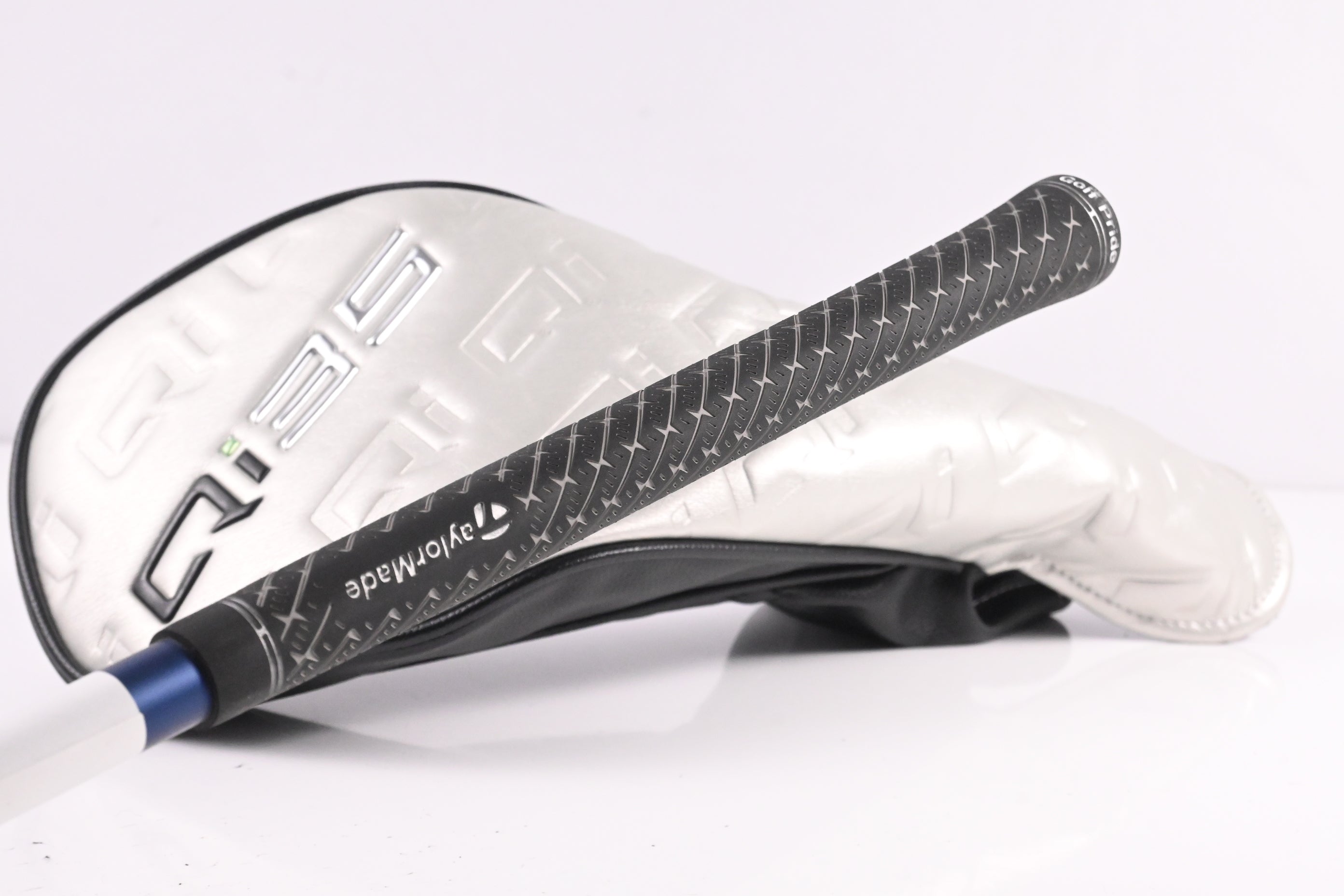 Taylormade Qi35 Driver / 9 Degree / Regular Flex Fujikura Ventus Blue 5 Shaft