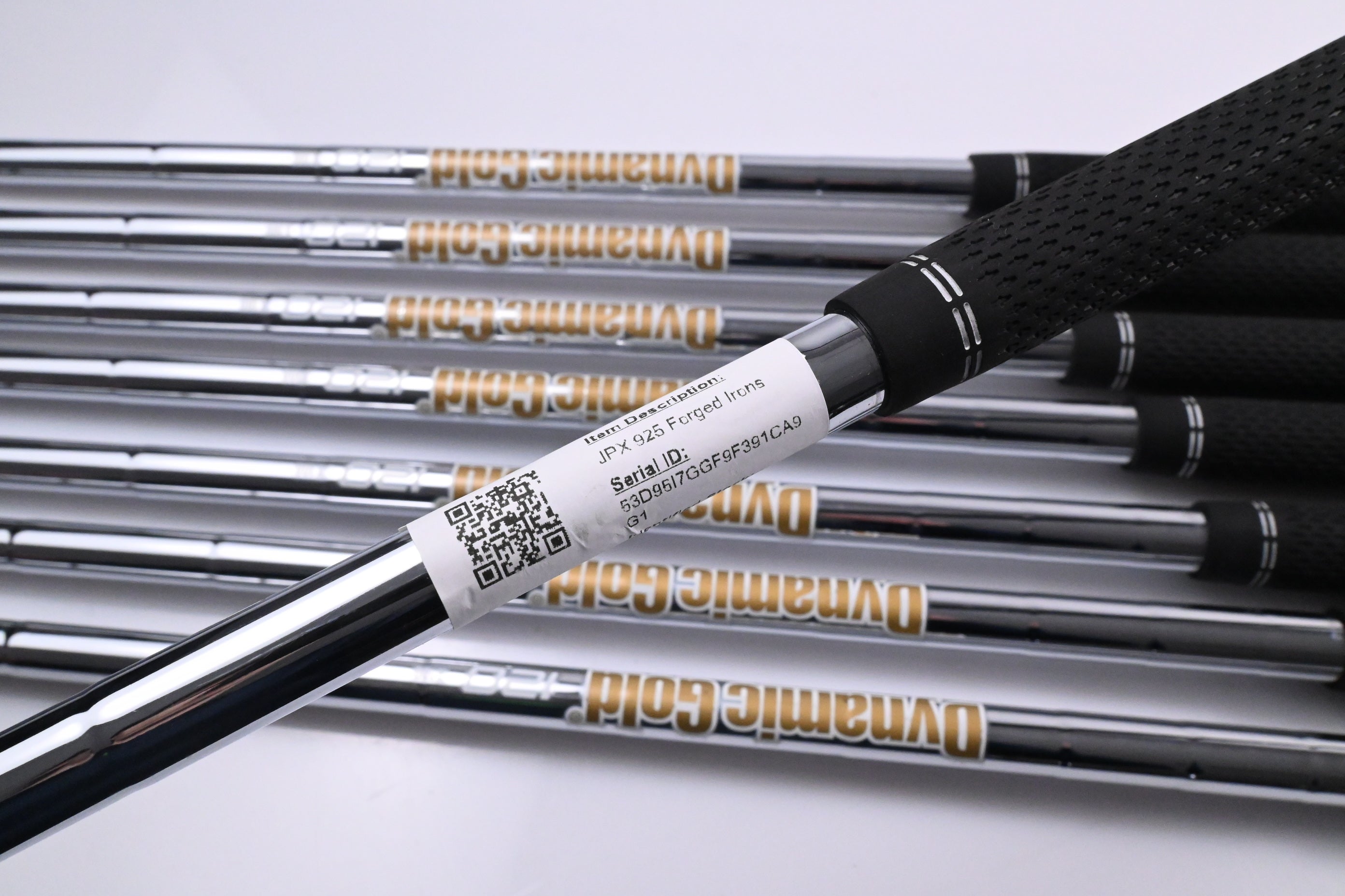 Mizuno JPX 925 Forged Irons / 4-PW+GW / X-Flex Dynamic Gold 120 X100 Shafts