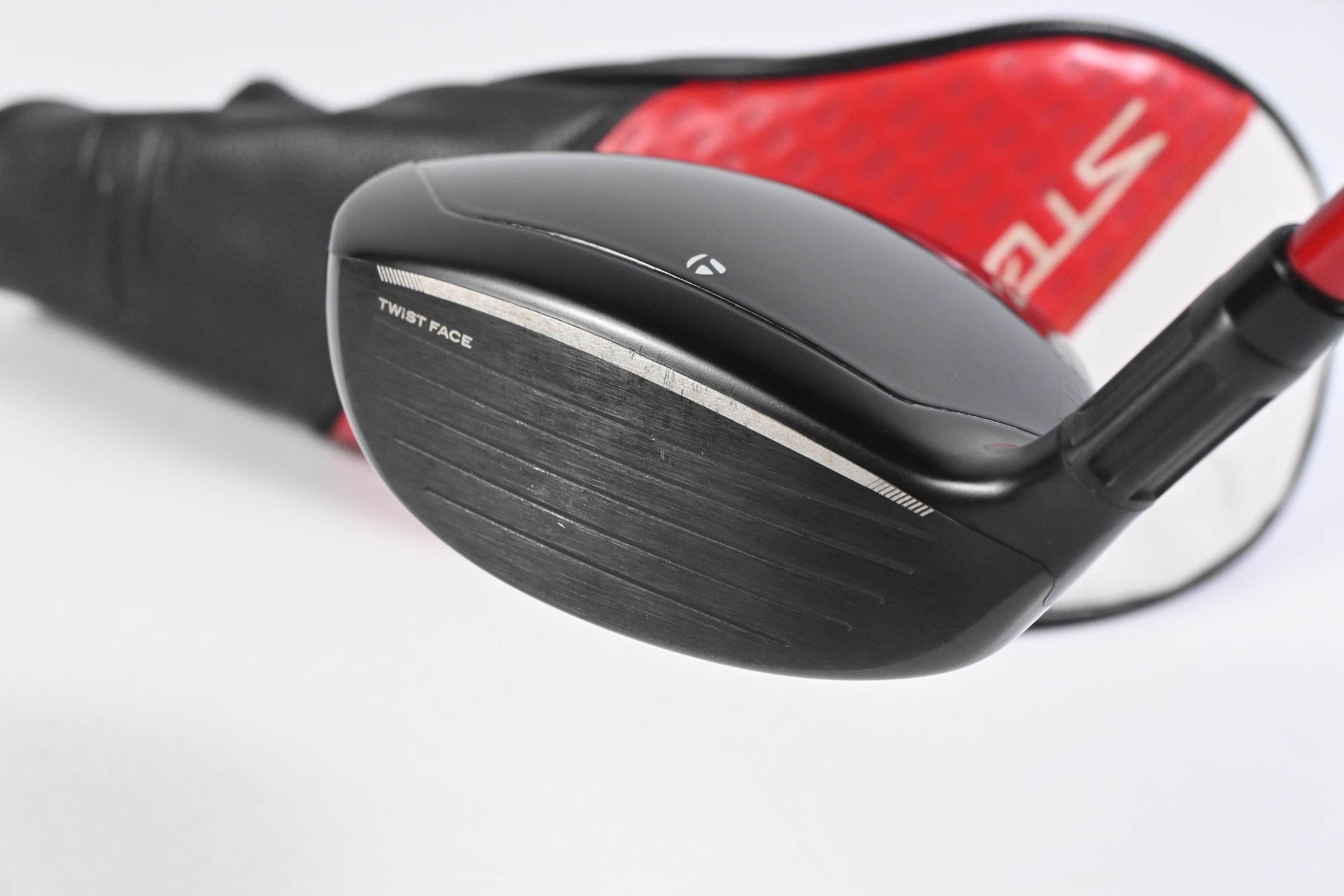 Taylormade Stealth 2 HD #3 Wood / 16 Degree / Regular Flex Fujikura Speeder NX