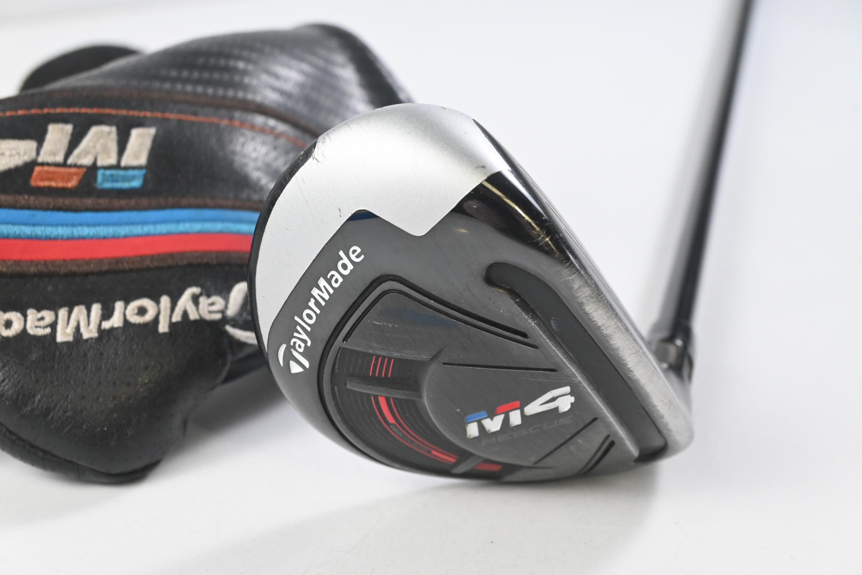 Taylormade M4 #3 Hybrid / 19 Degree / Regular Flex Fujikura Atmos Red 6 Shaft