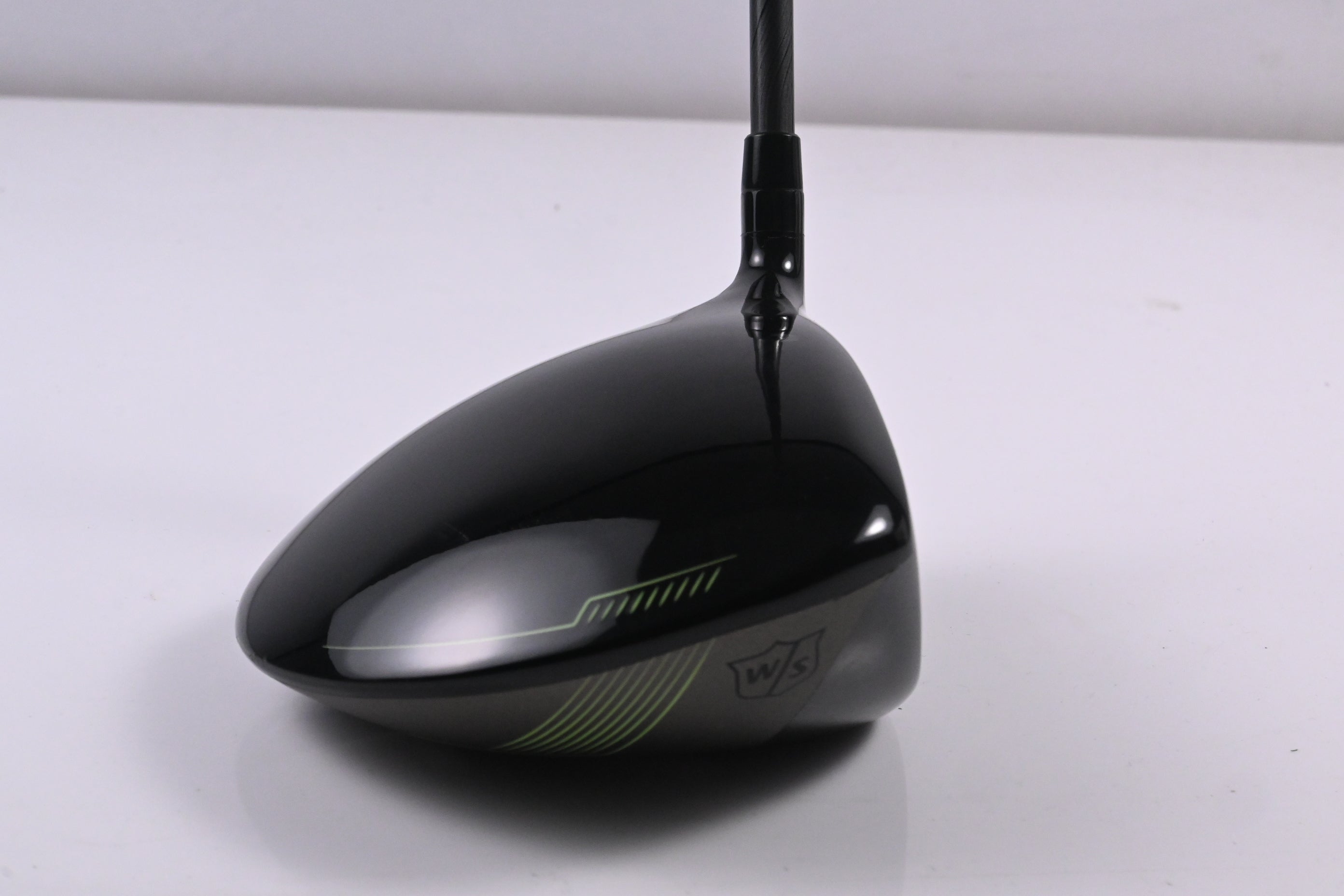 Wilson Launch Pad 2022 Driver / 9 Degree / Stiff Flex Project X EvenFlow 55