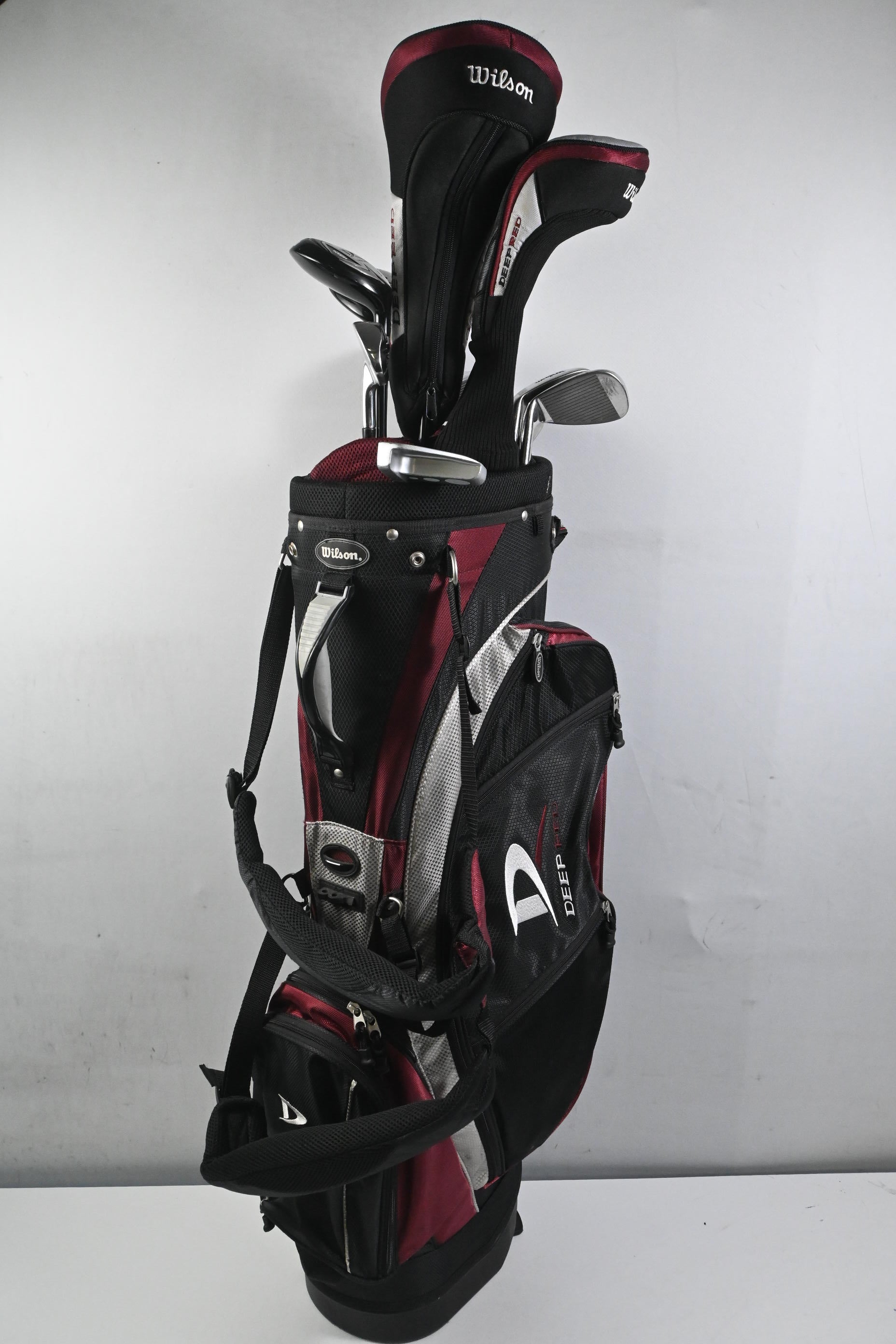Wilson Deep Red Package Set / Woods, Irons, Putter, Bag
