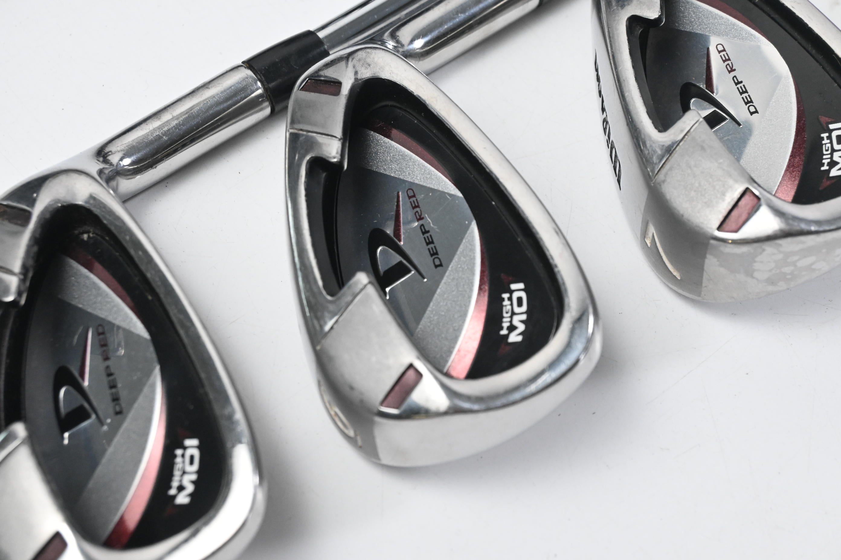Wilson Deep Red Package Set / Woods, Irons, Putter, Bag