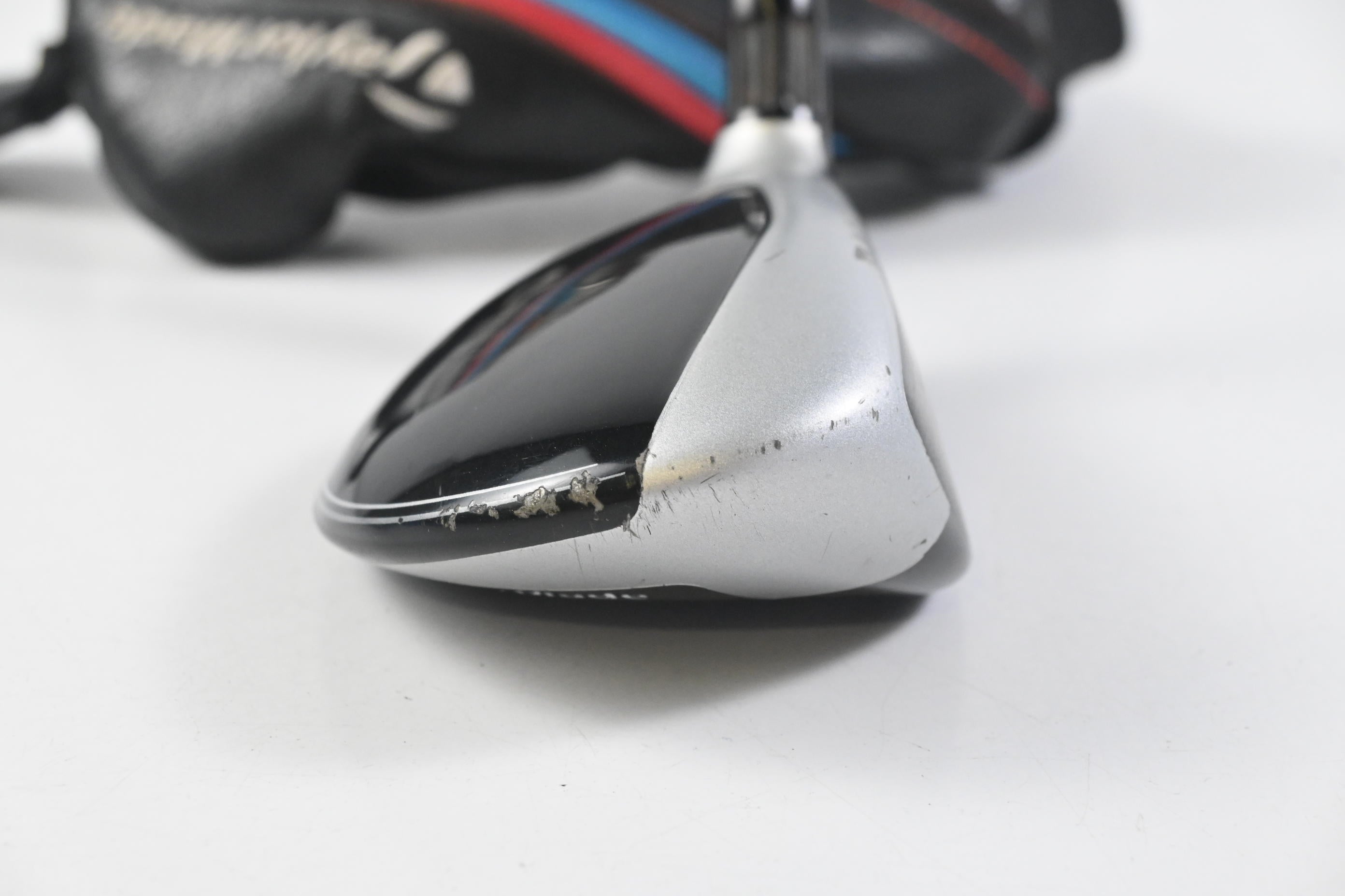 Taylormade M4 #3 Hybrid / 19 Degree / Regular Flex Fujikura Atmos Red 6 Shaft