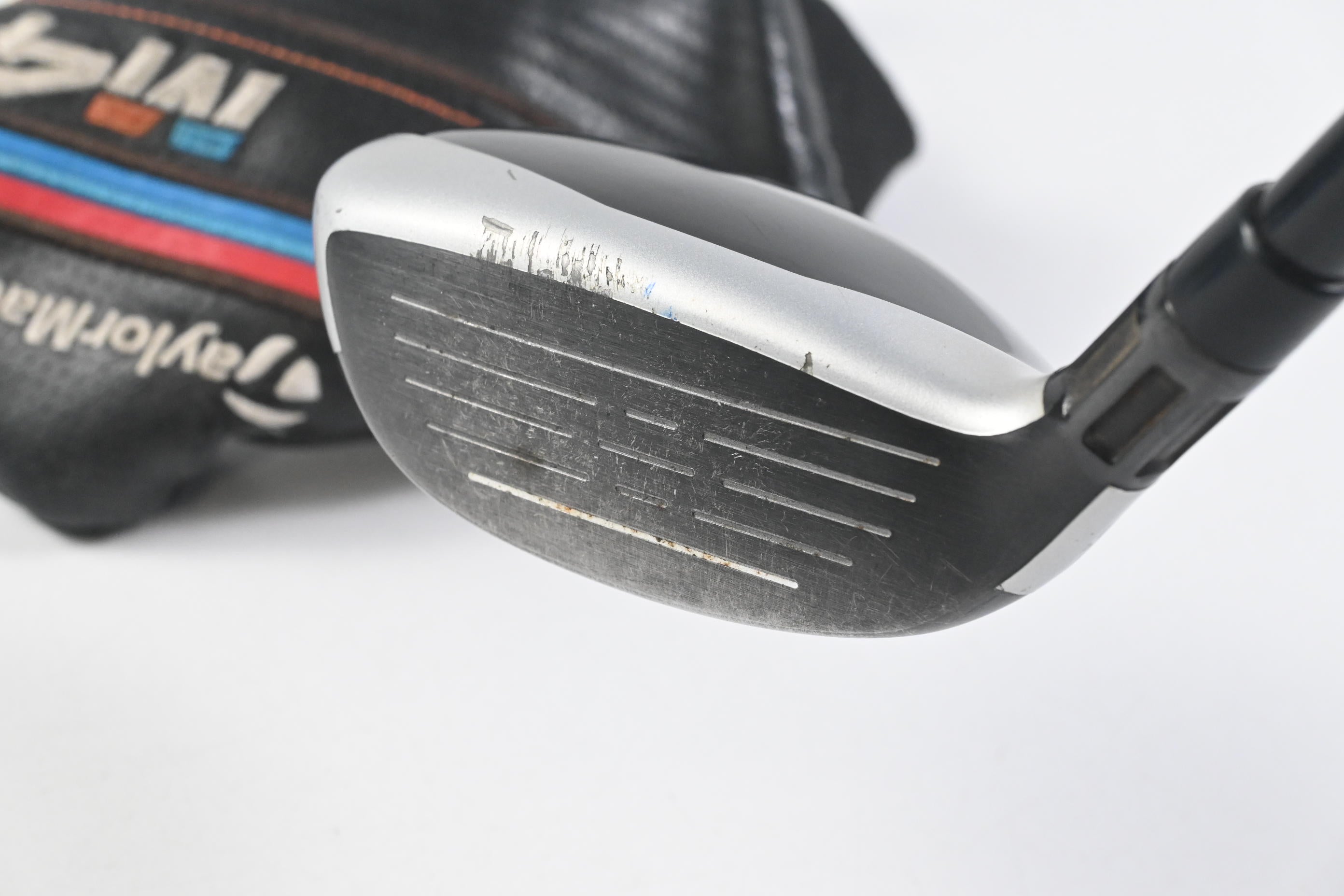 Taylormade M4 #3 Hybrid / 19 Degree / Regular Flex Fujikura Atmos Red 6 Shaft