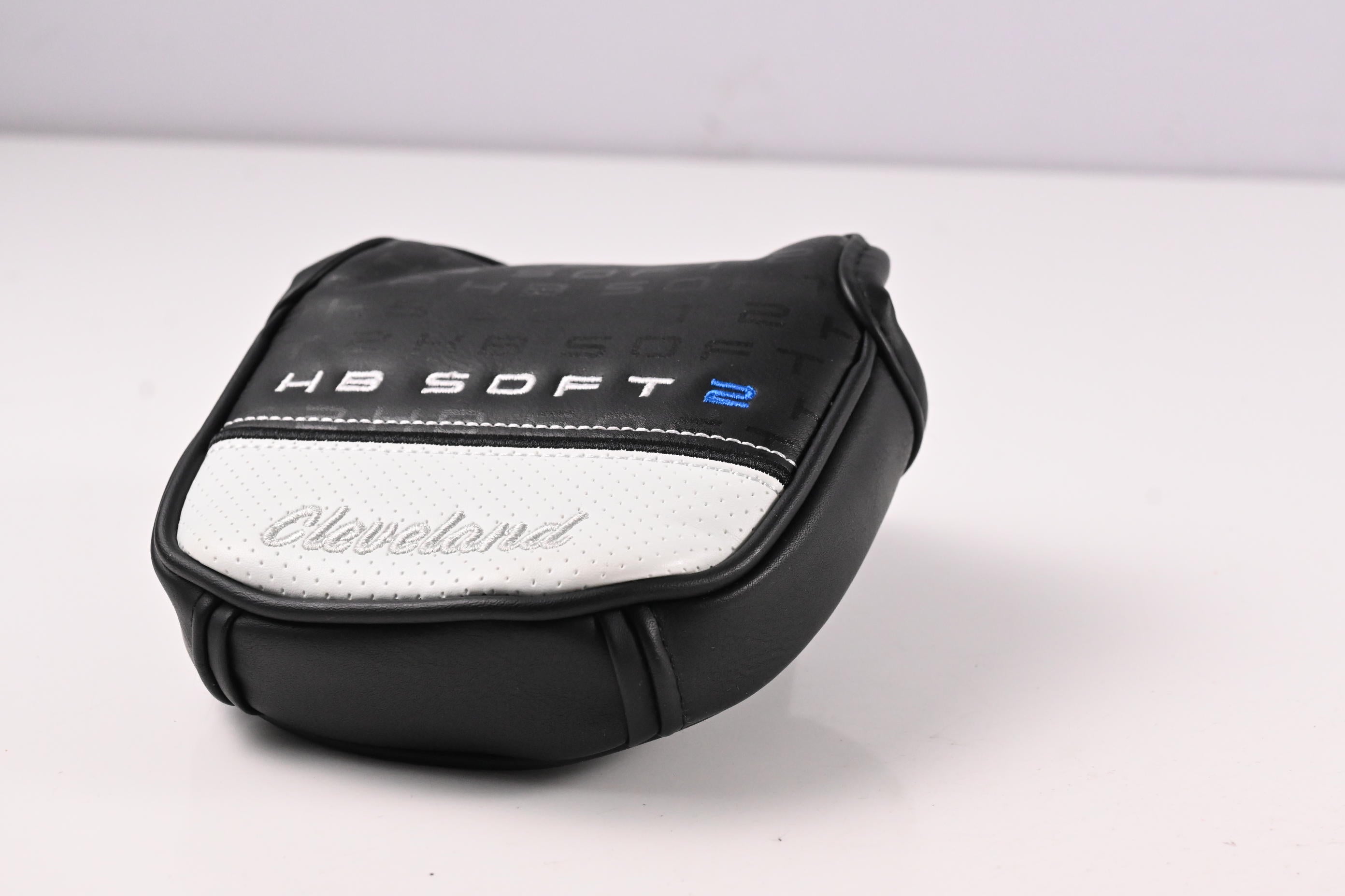 Cleveland HB Soft 2 Black Satin Putter / 33.5 Inch