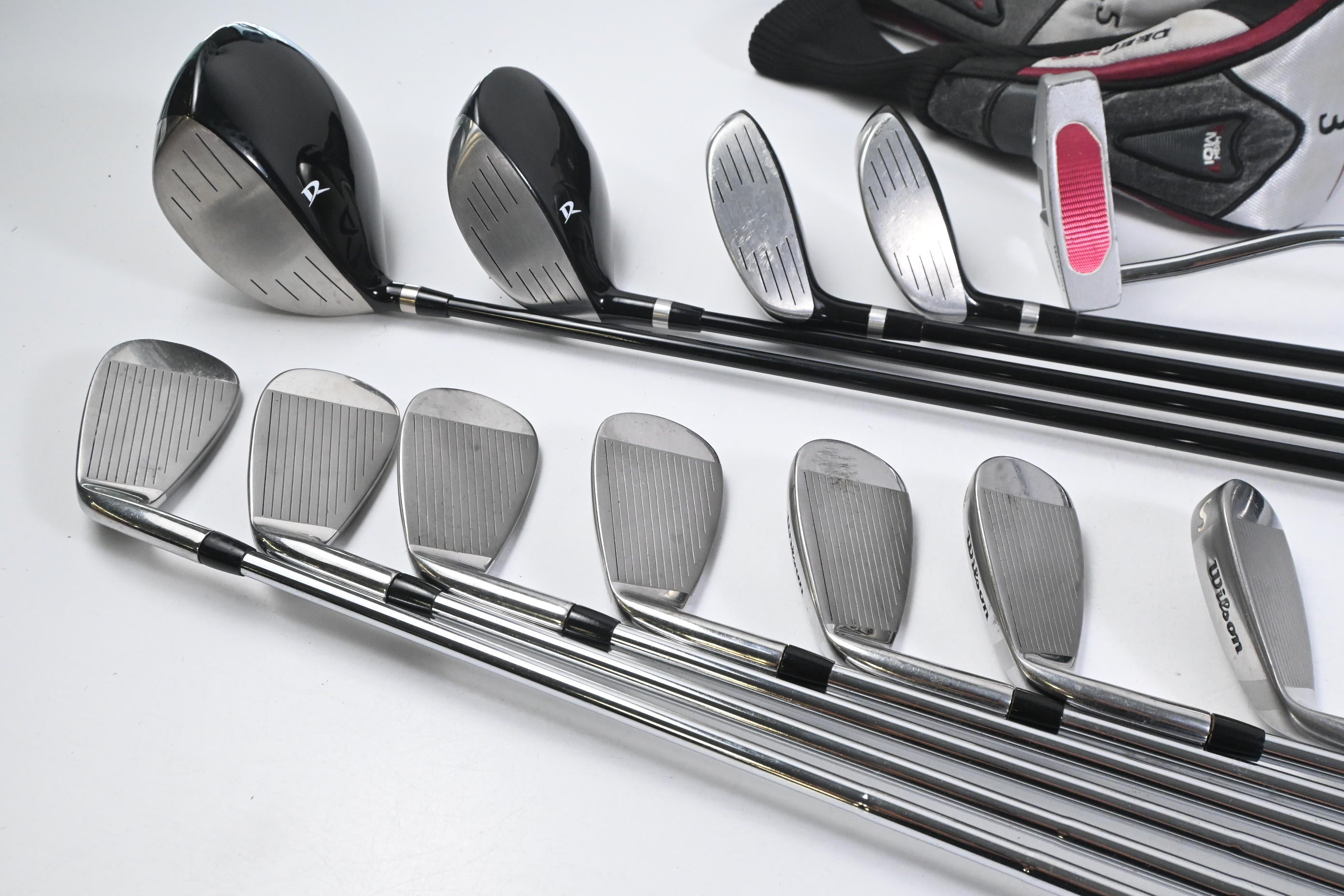 Wilson Deep Red Package Set / Woods, Irons, Putter, Bag