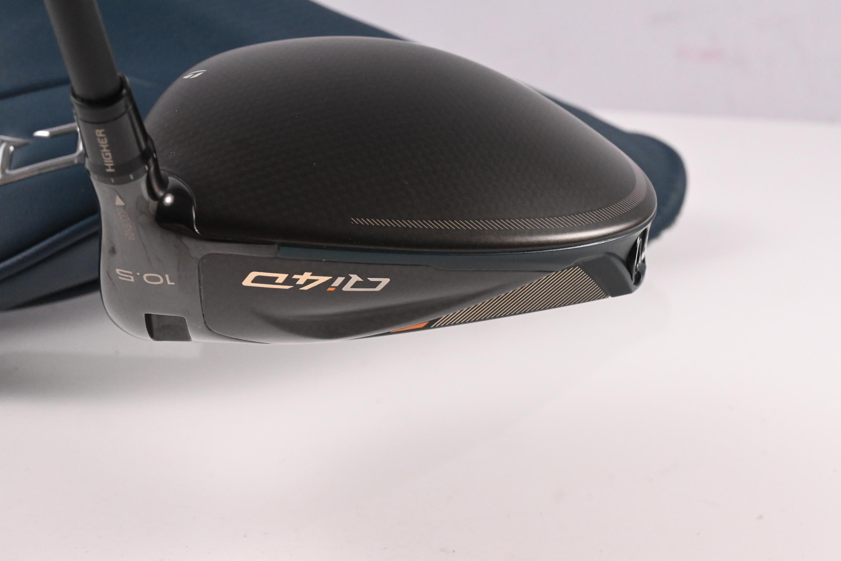 Taylormade Qi4D Driver / 10.5 Degree / Stiff Flex Vanquish 5 Shaft