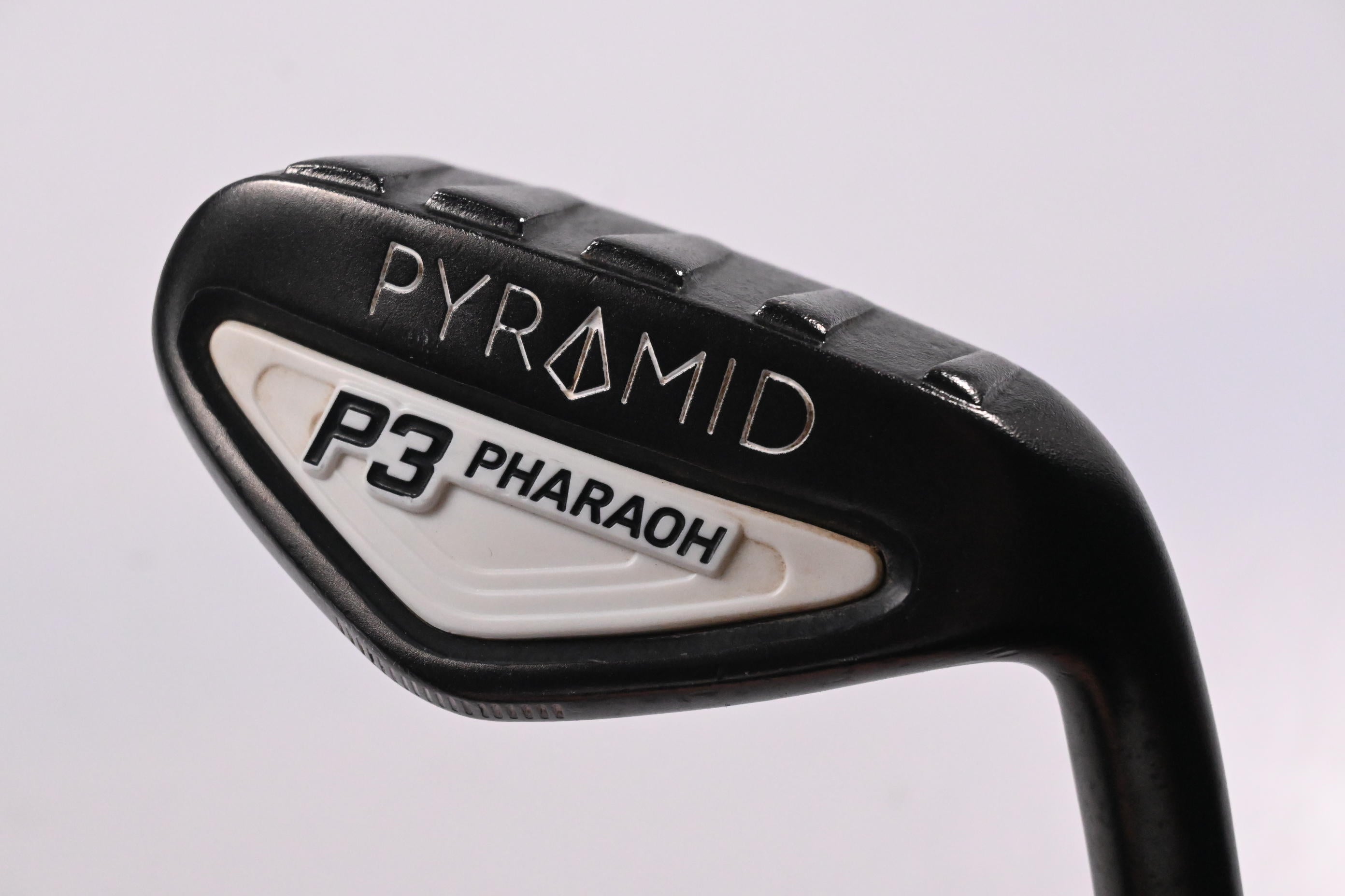 Pyramid P3 Pharaoh Chipper / 45 Degree / Wedge Flex Pyramid Steel Shaft